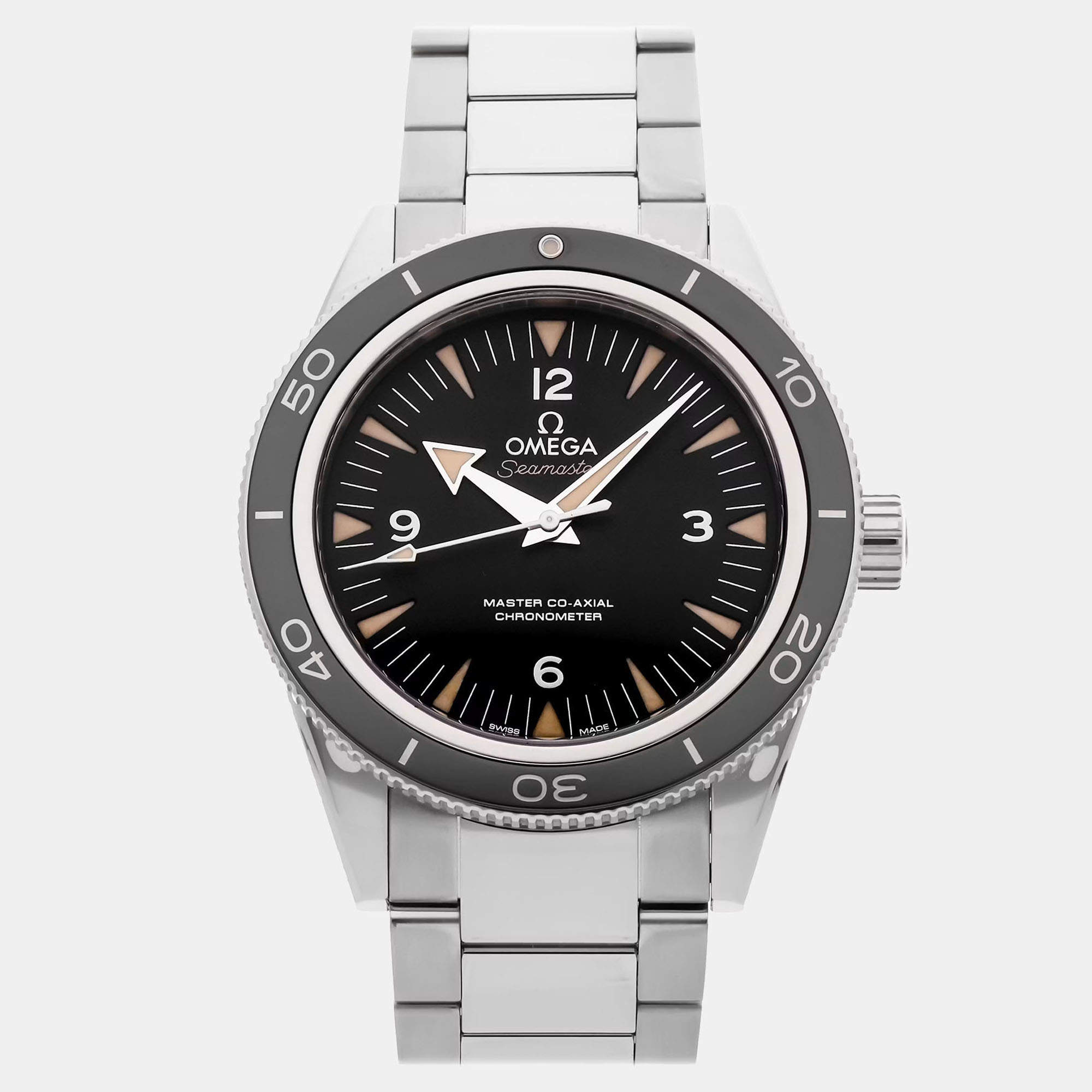 Pre Owned Omega Seamaster 300M 233.30.41.21.01.001 Black Stainless Steel Automatic Men's Wristwatch 41mm