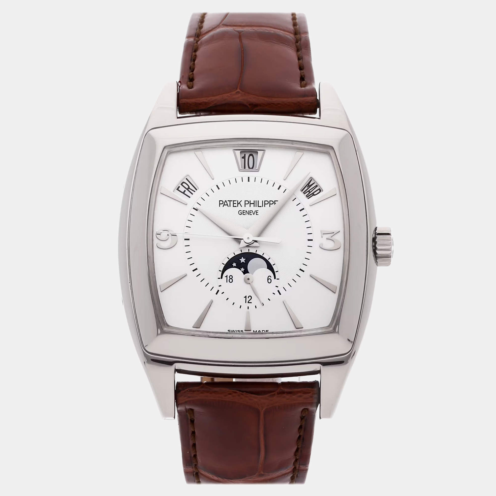 Pre-Owned Patek Philippe Gondolo Calendario 5135G-001 38 x 51 mm