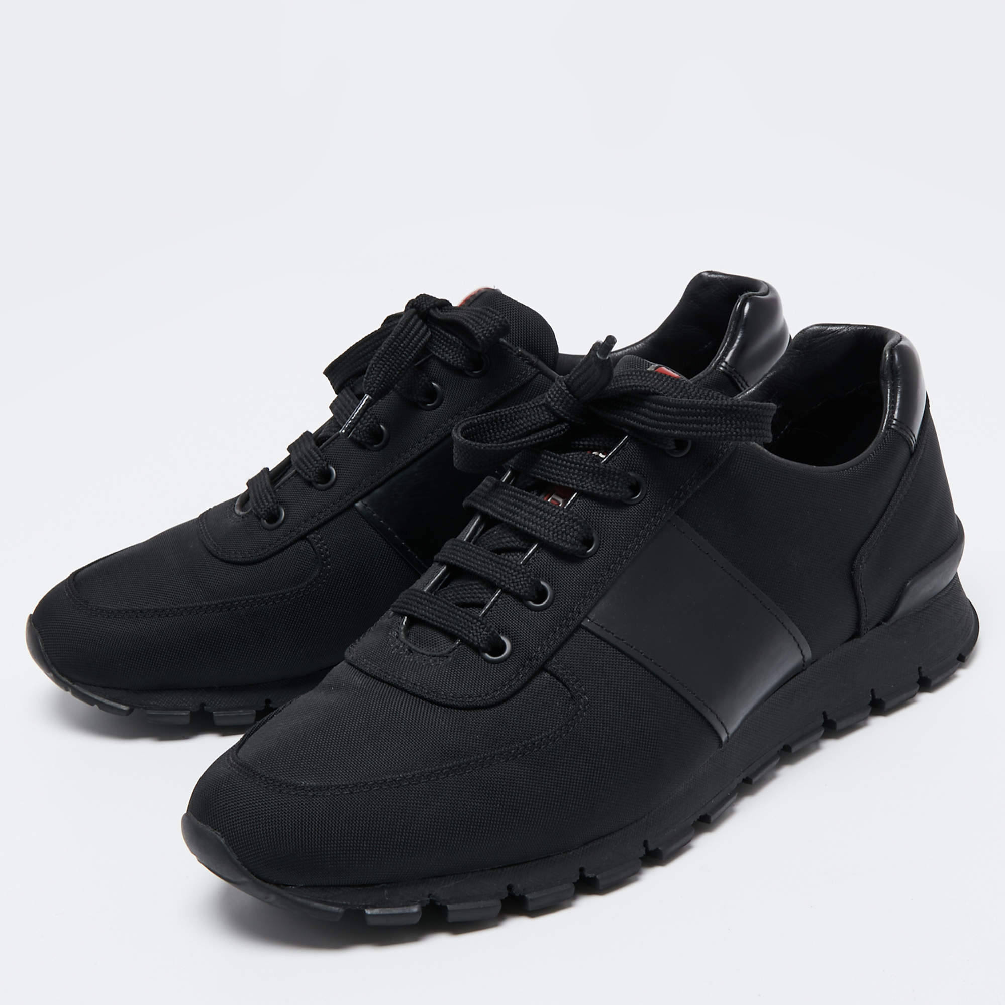 Prada runners hot sale black