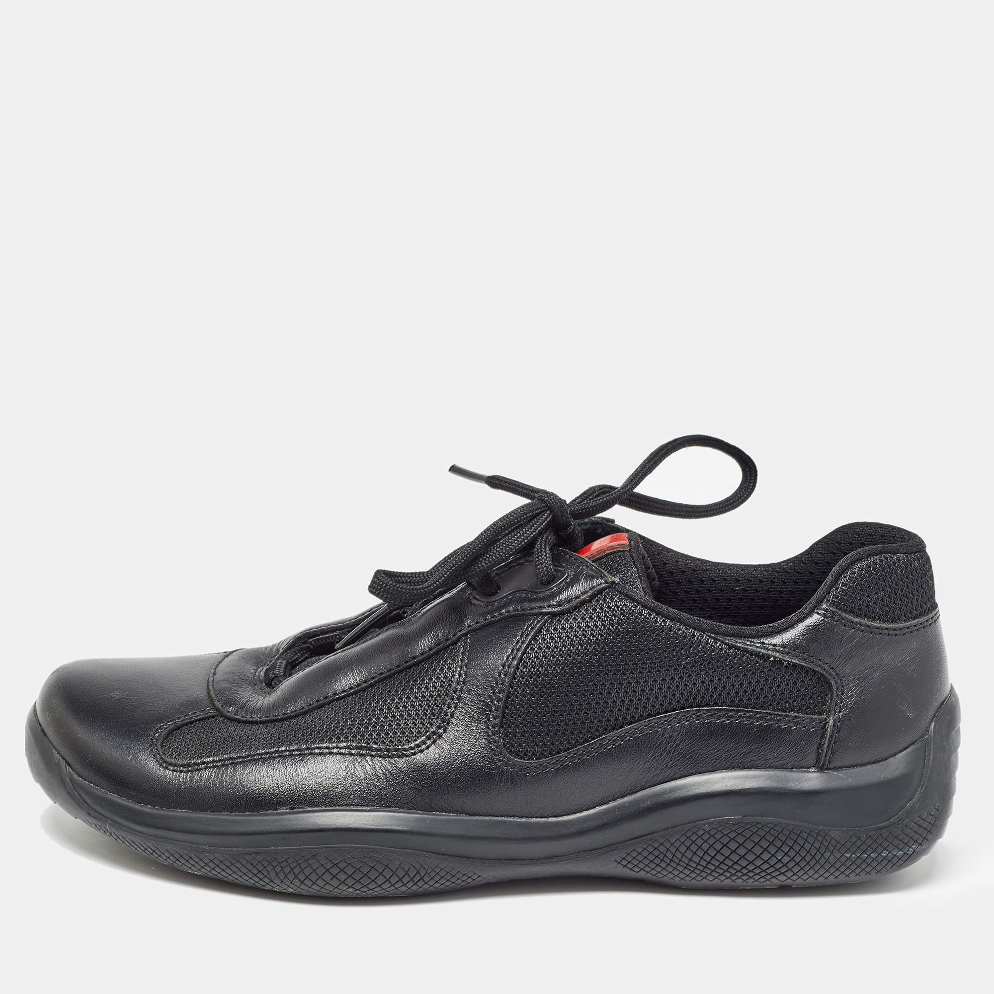luxury-men-prada-sport-used- luxury-men-prada-sport-used-
