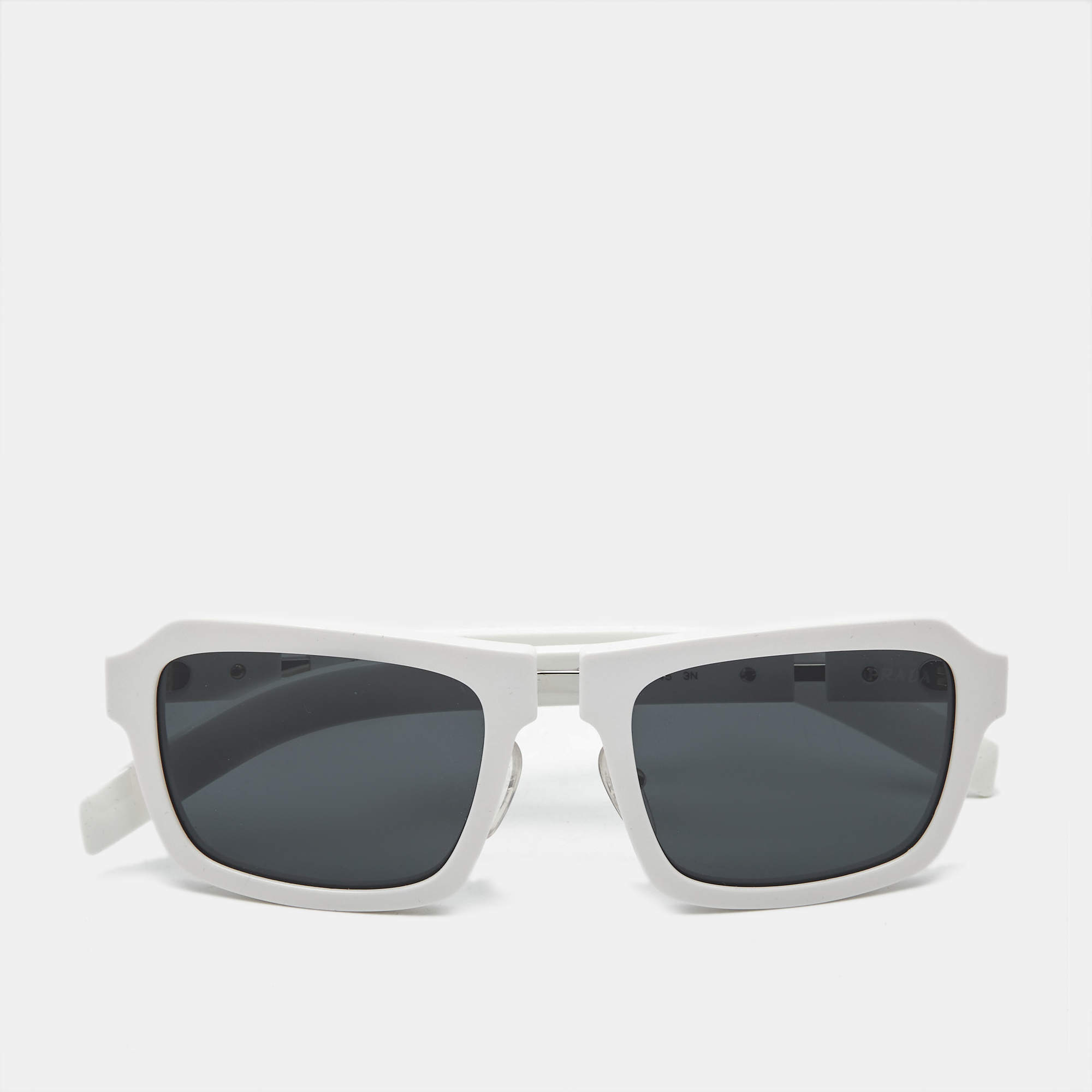 Pre Owned Prada White/Black SPR 09X Rectangle Sunglasses