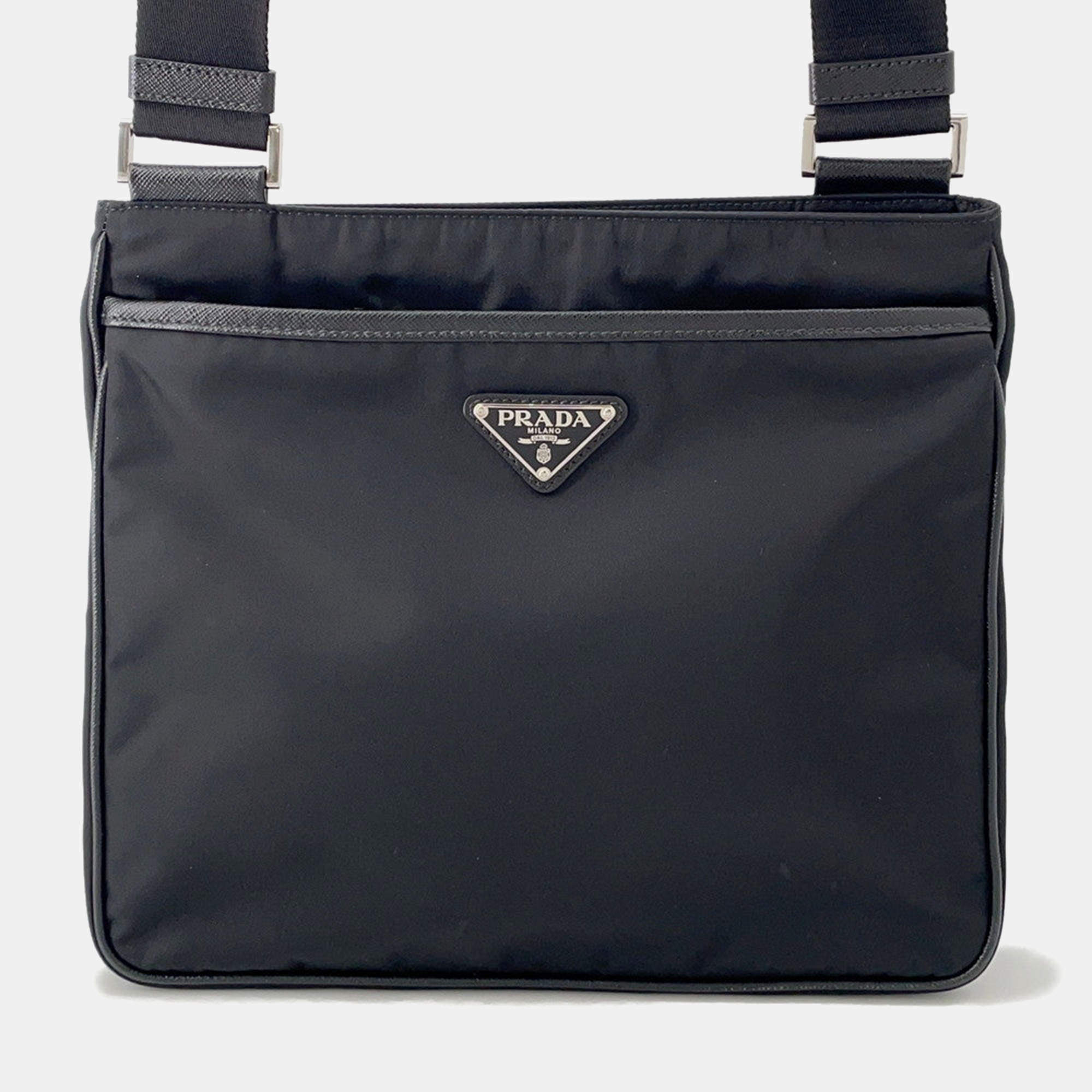 مملوكة مسبقًا Prada Re-Nylon Shoulder Bag Black Nylon