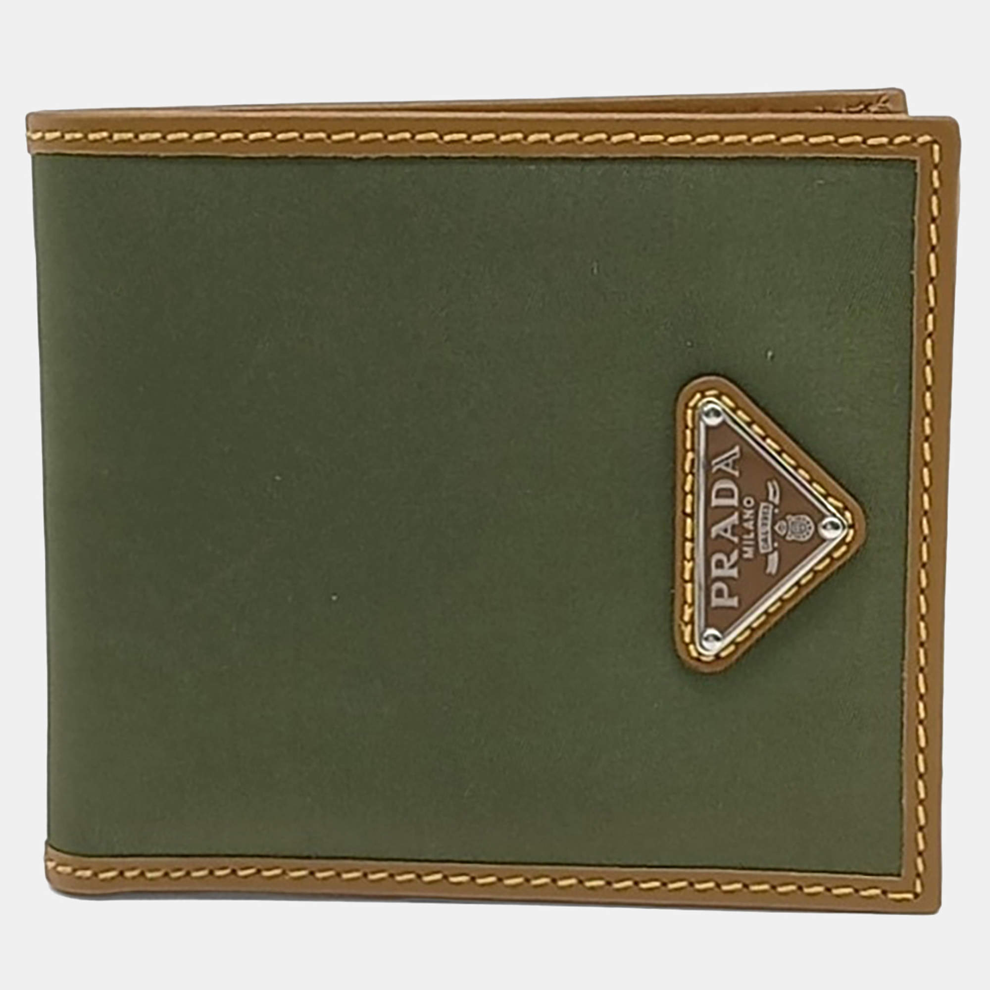 مملوكة مسبقًا Prada Brown Green Leather fabric bi-fold wallet