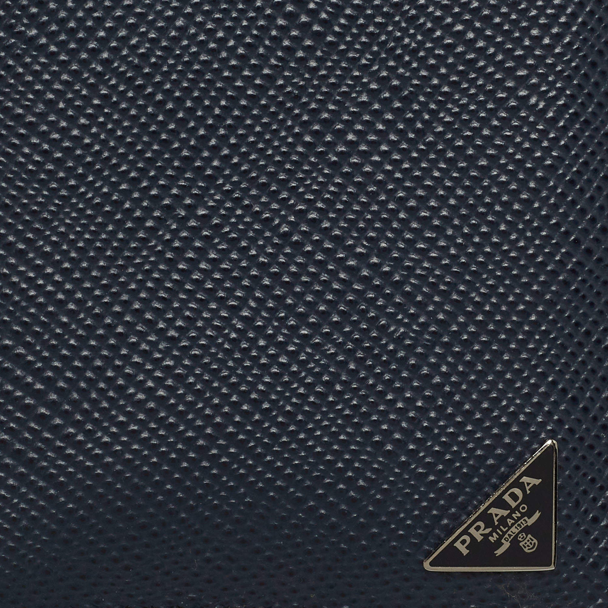 Prada Blue Saffiano Leather Long Wallet Navy blue Pony-style calfskin  ref.424505 - Joli Closet
