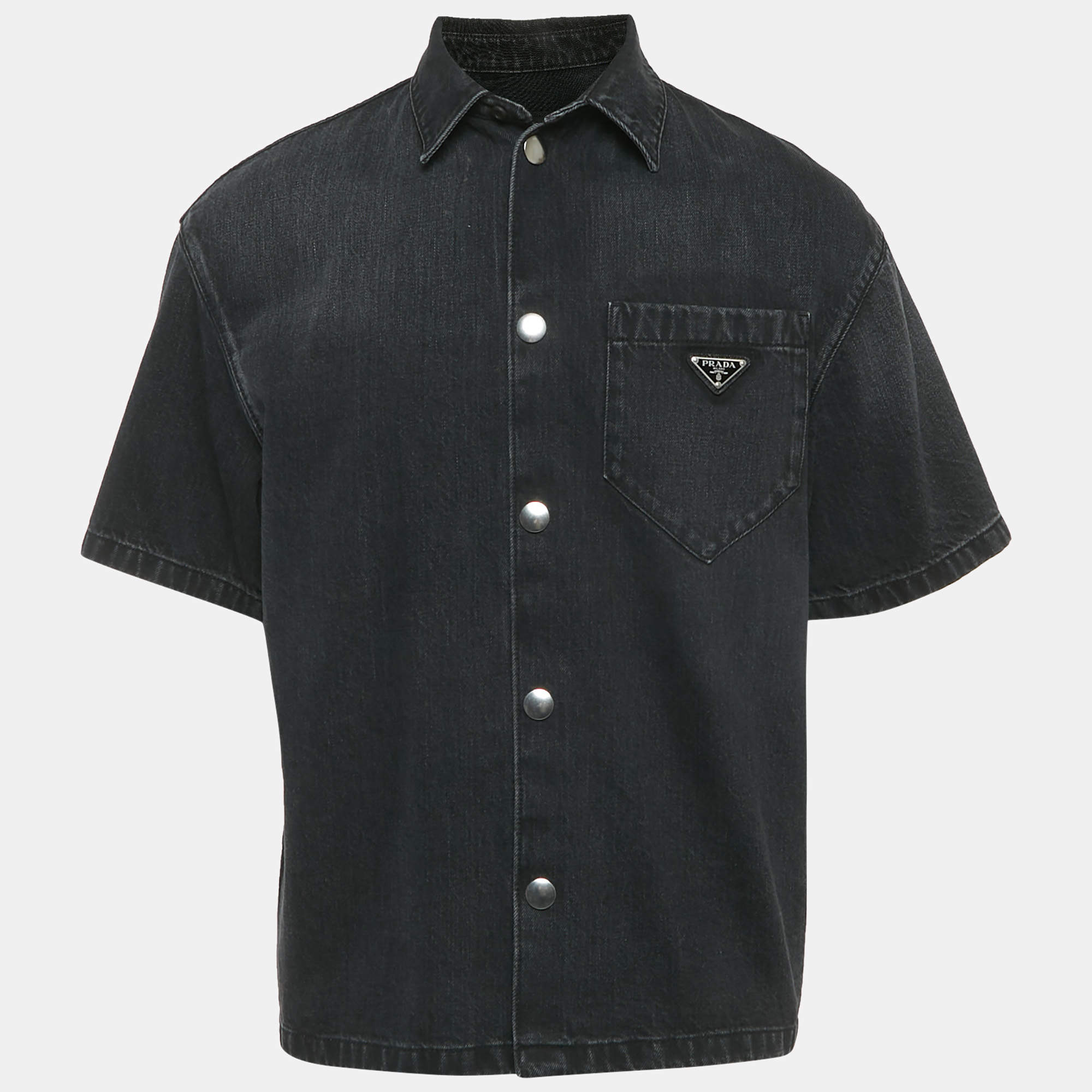 مملوكة مسبقًا Prada Black Faded Denim Logo Plaque Short Sleeve Shirt XS