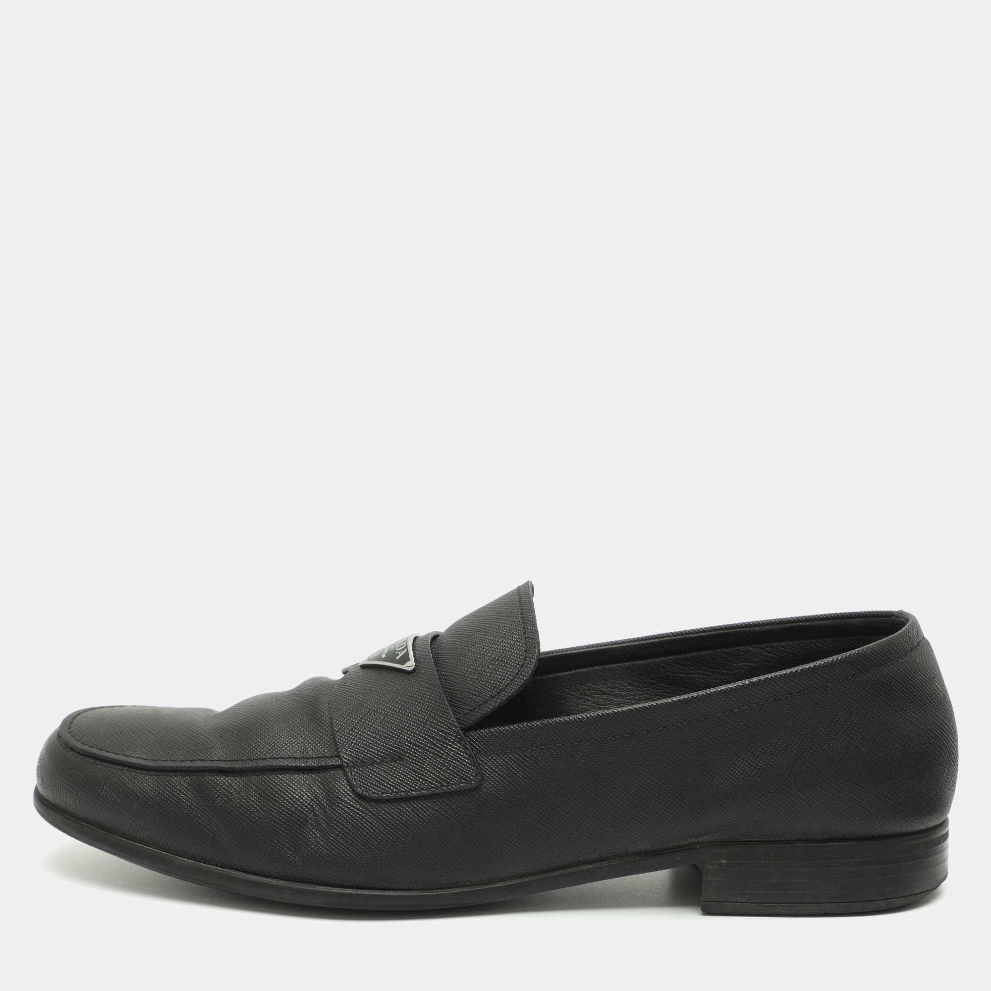 مملوكة مسبقًا Prada Size 44 Black Saffiano Leather Loafers