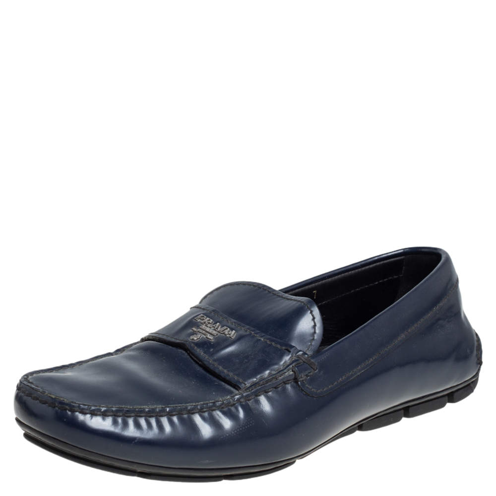 مملوكة مسبقًا حذاء لوفرزبرادا جلد أزرق سليب أون مقاس 41