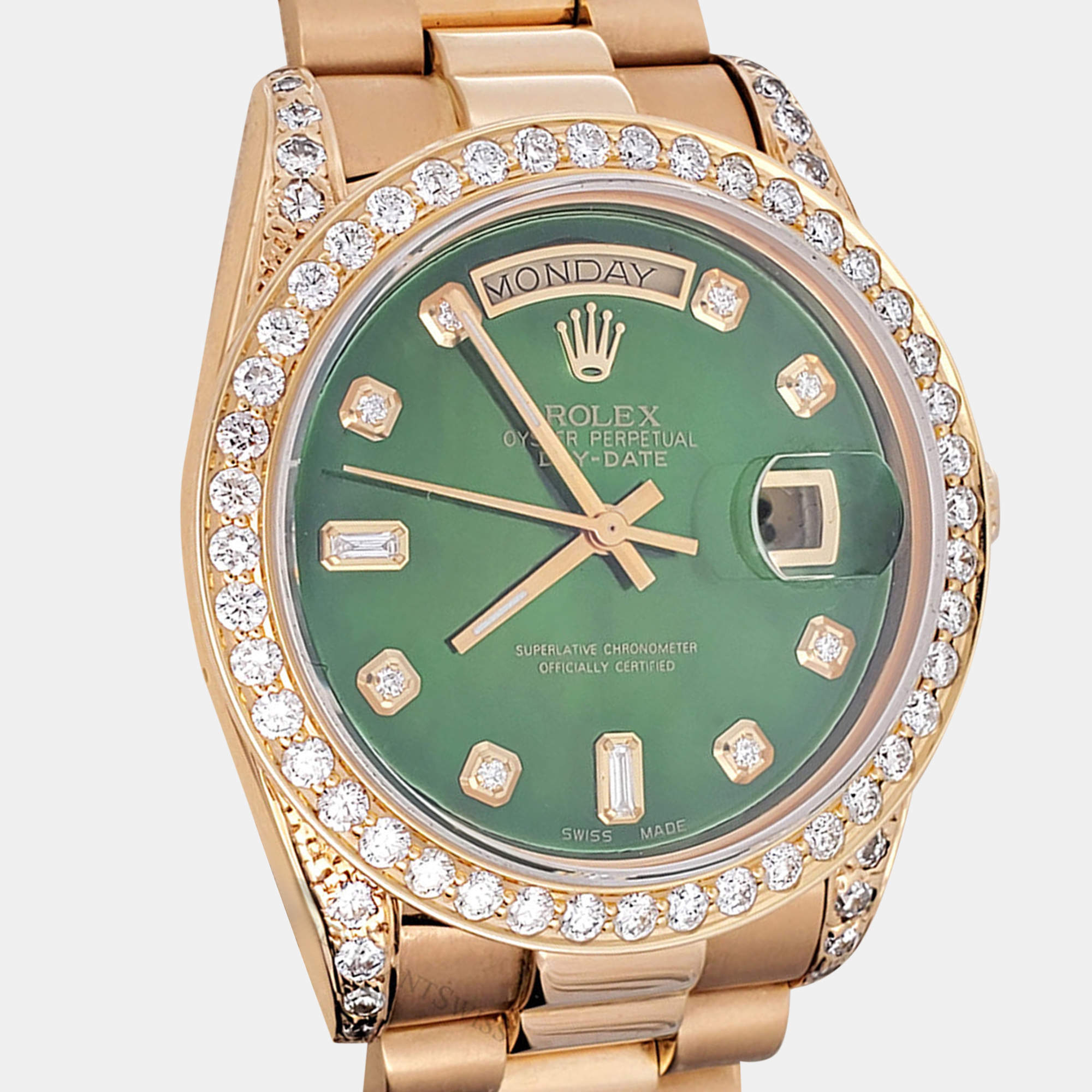 Rolex Custom Green  Diamonds 18k Yellow Gold President Day-Date   Automatic Men's Wristwatch 36mm