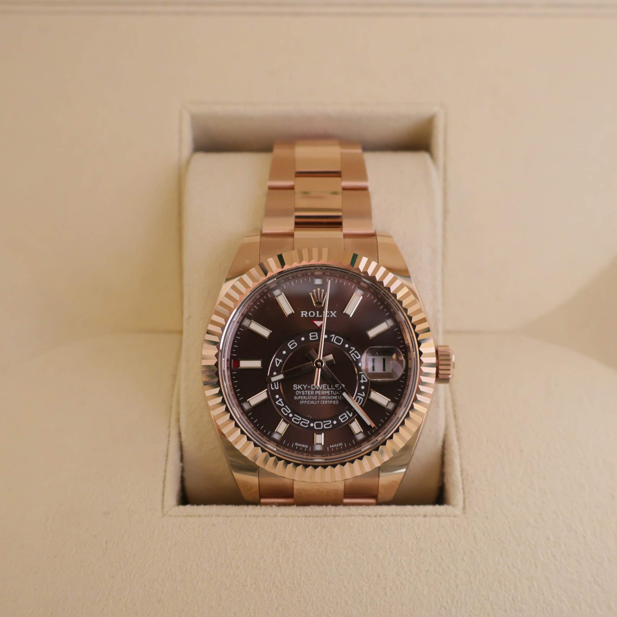 Rolex BrownSky-Dweller Oyster Everose Gold Chocolate Automatic Men's Watch 42 mm