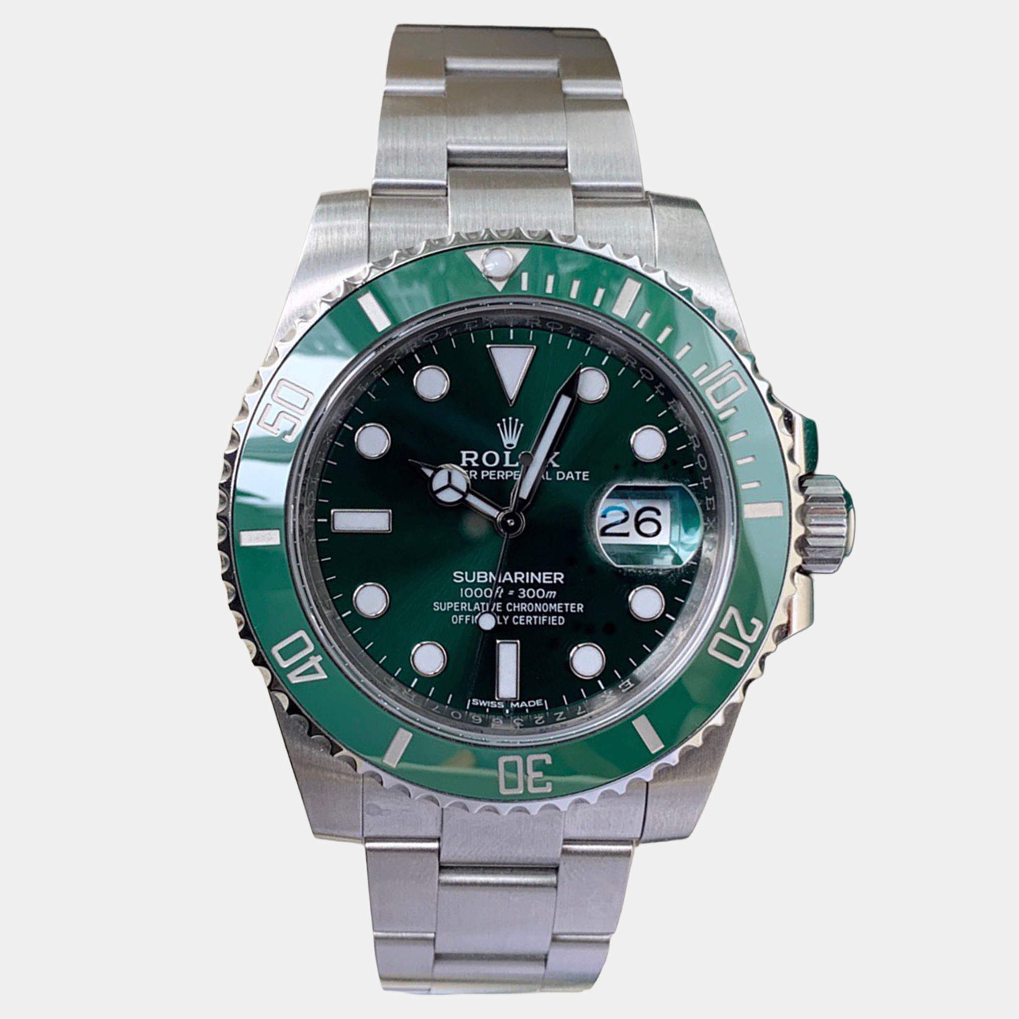 Pre Owned Rolex Submariner 116610LV Automatic Green Stainless Steel Automatic Men's Wristwatch 40 mm