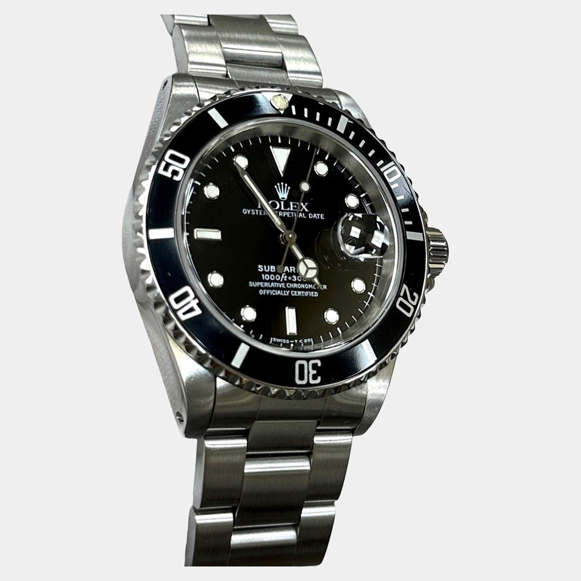 Pre Owned Rolex Submariner Date 16610 Automatic Black Stainless Steel Men's Wristwatch 40mm