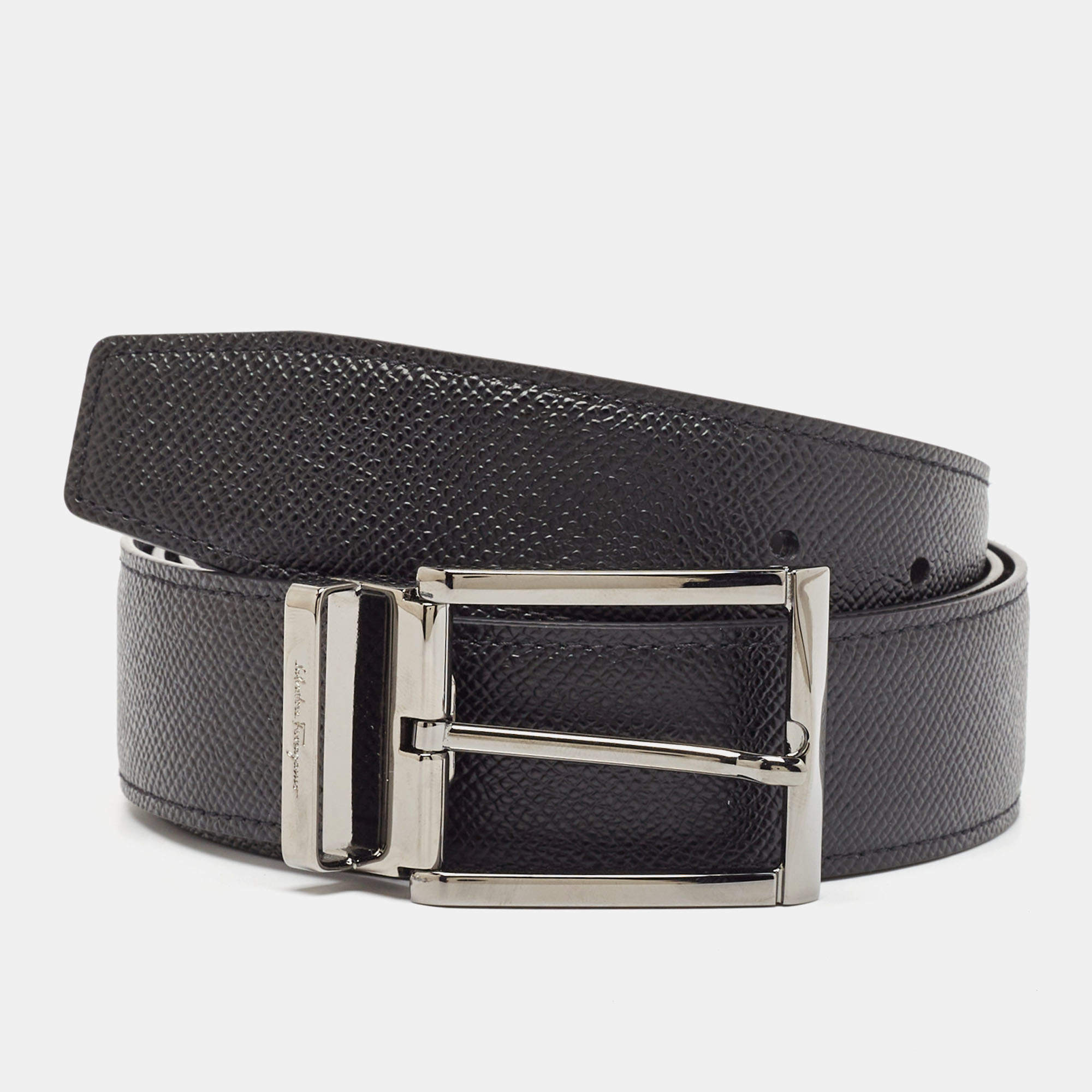 Pre Owned Salvatore Ferragamo Black Leather Reversible Cut to Size Belt