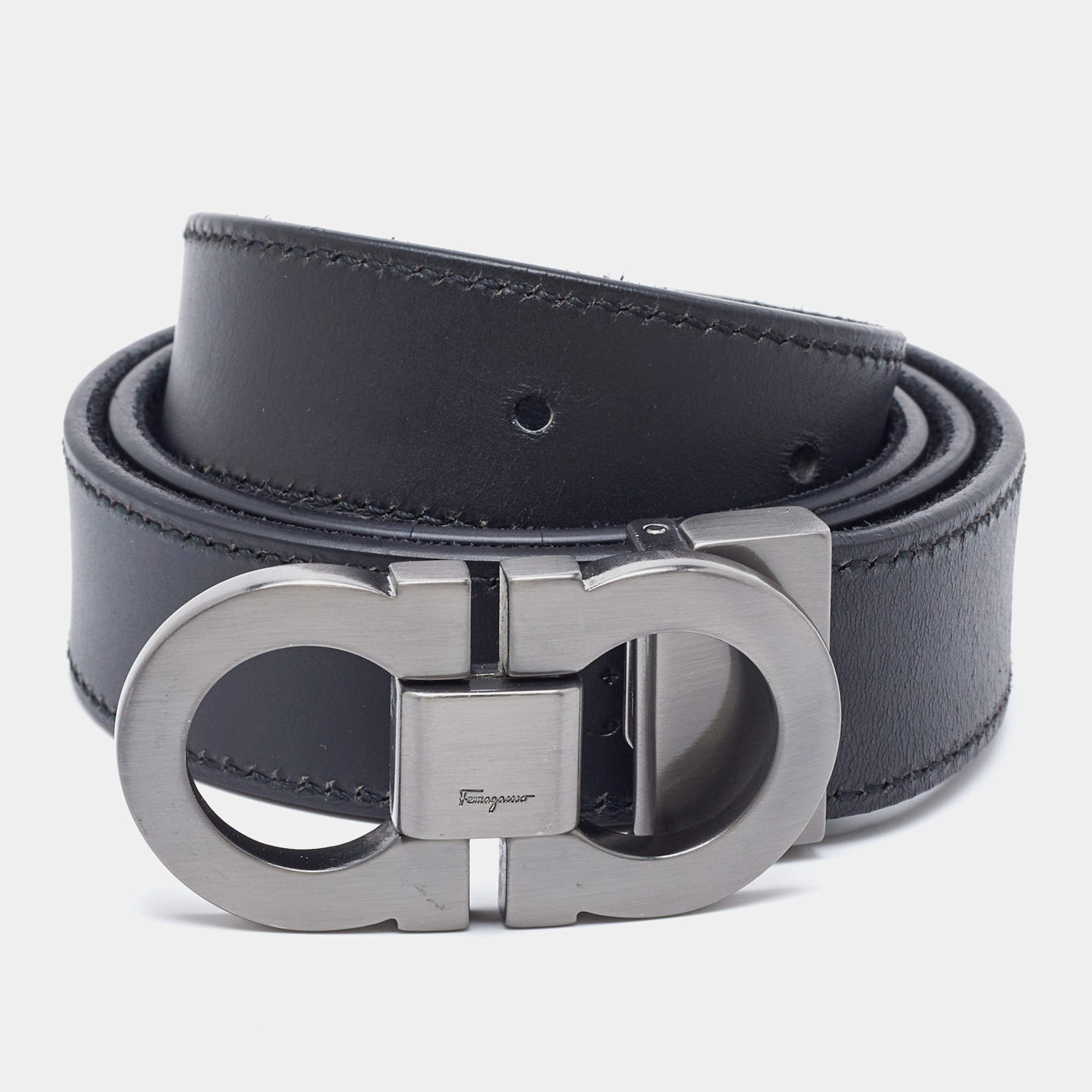 Pre Owned Salvatore Ferragamo Black Suede Cut to Size Reversible Gancini Buckle Belt