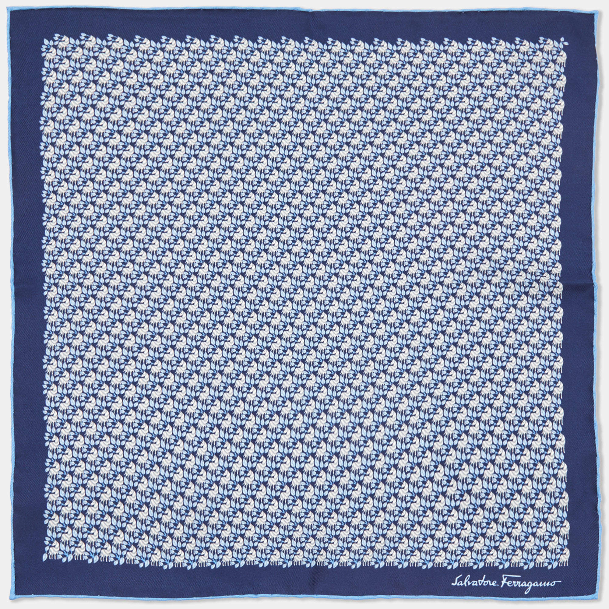 Pre Owned Salvatore Ferragamo Blue Print Silk Tie and Pocket Sqaure