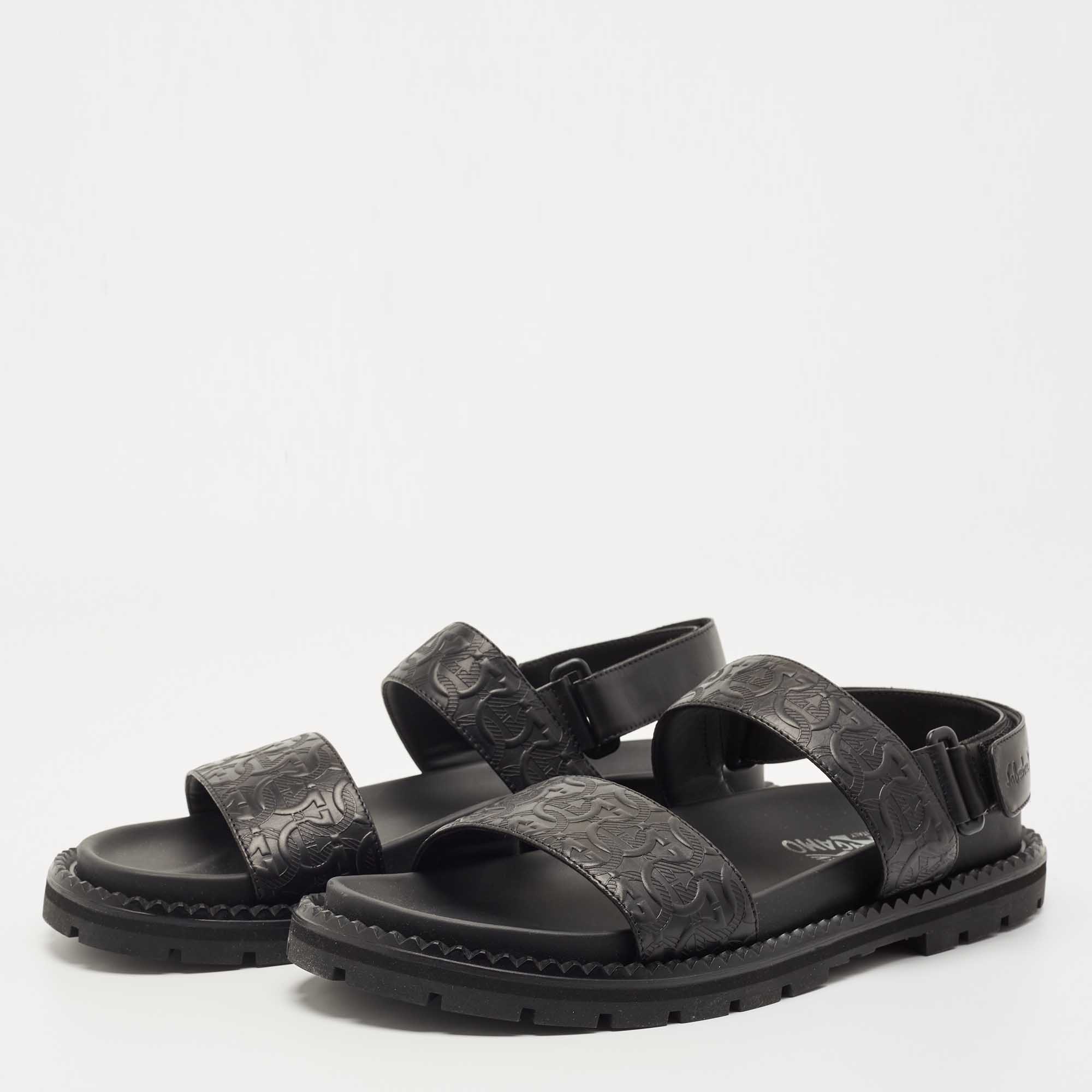 Sandals Salvatore Ferragamo Black size 8 US in Rubber - 39348854