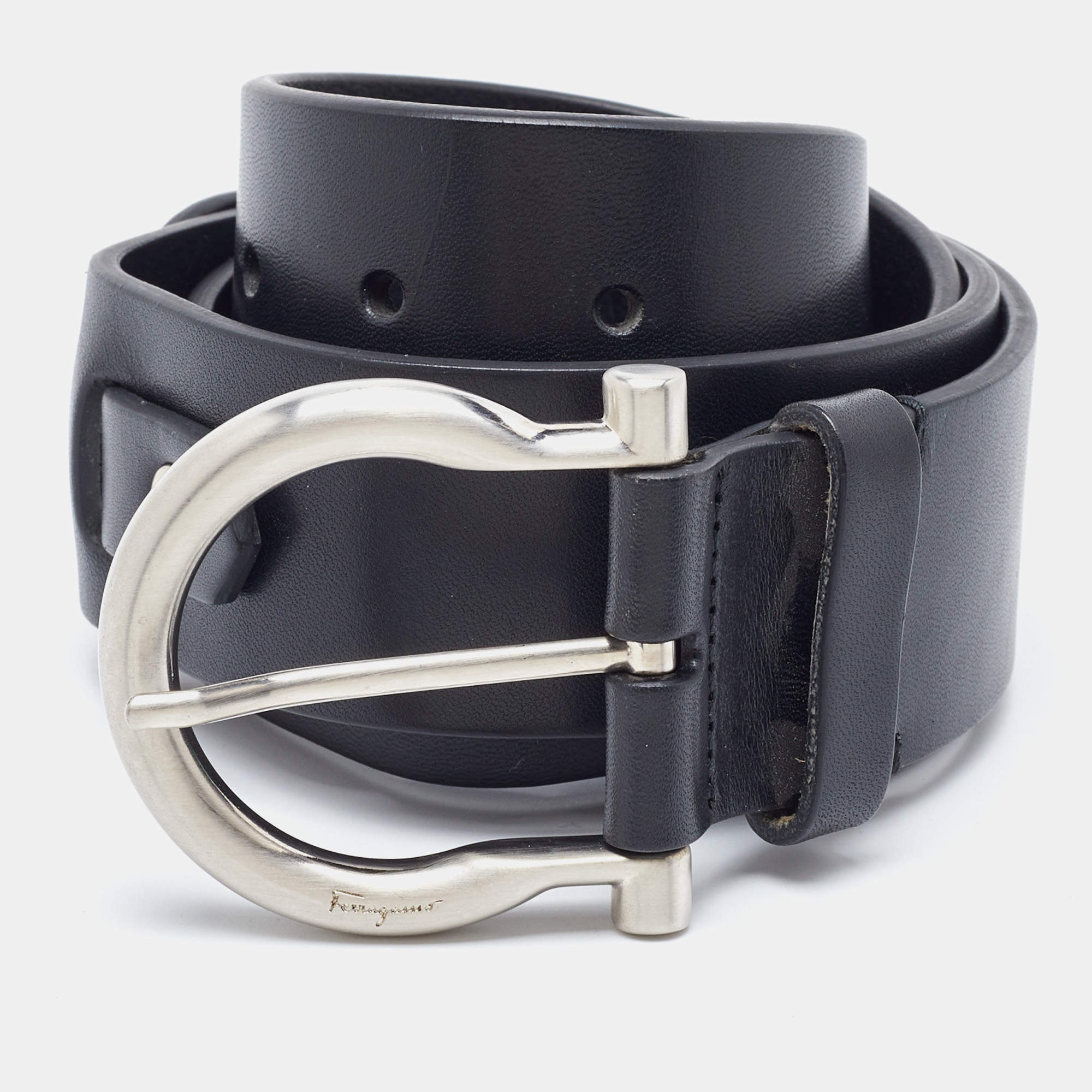 Pre Owned Salvatore Ferragamo Black Leather Gancini Buckle Belt 90CM