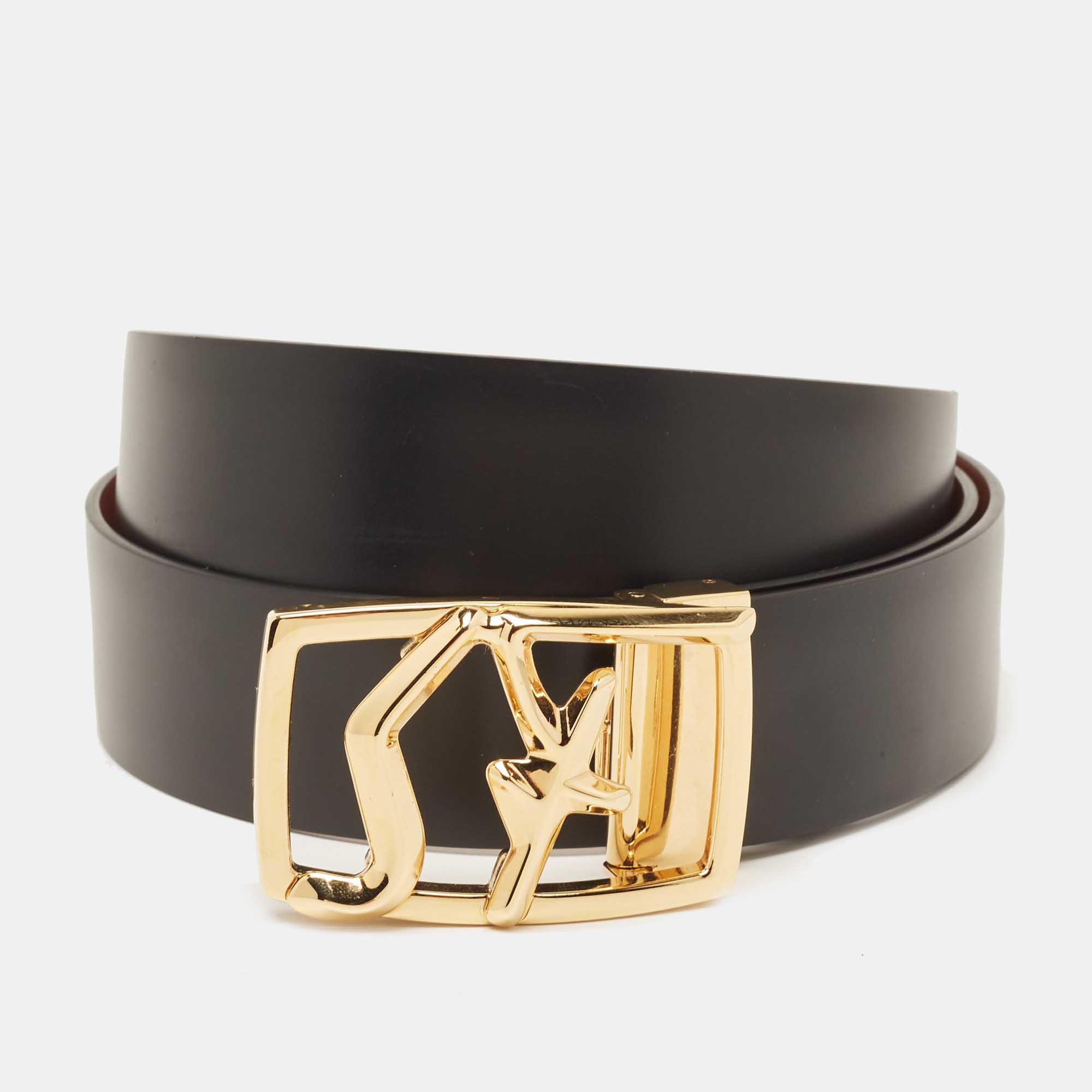 Pre Owned Salvatore Ferragamo Black Leather Logo Buckle Belt 105CM