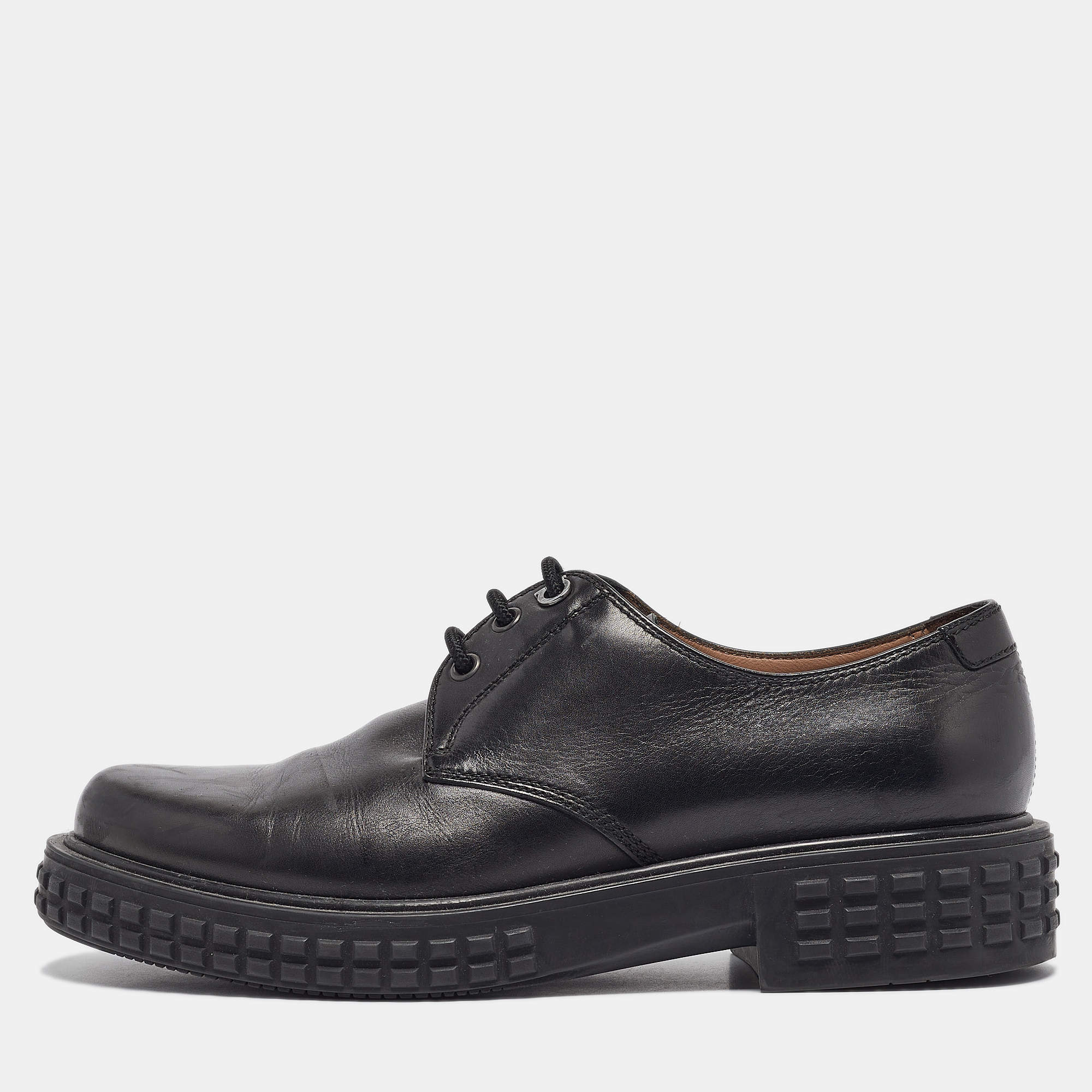 Pre Owned Salvatore Ferragamo Black Leather Lace Up Derby Size 41