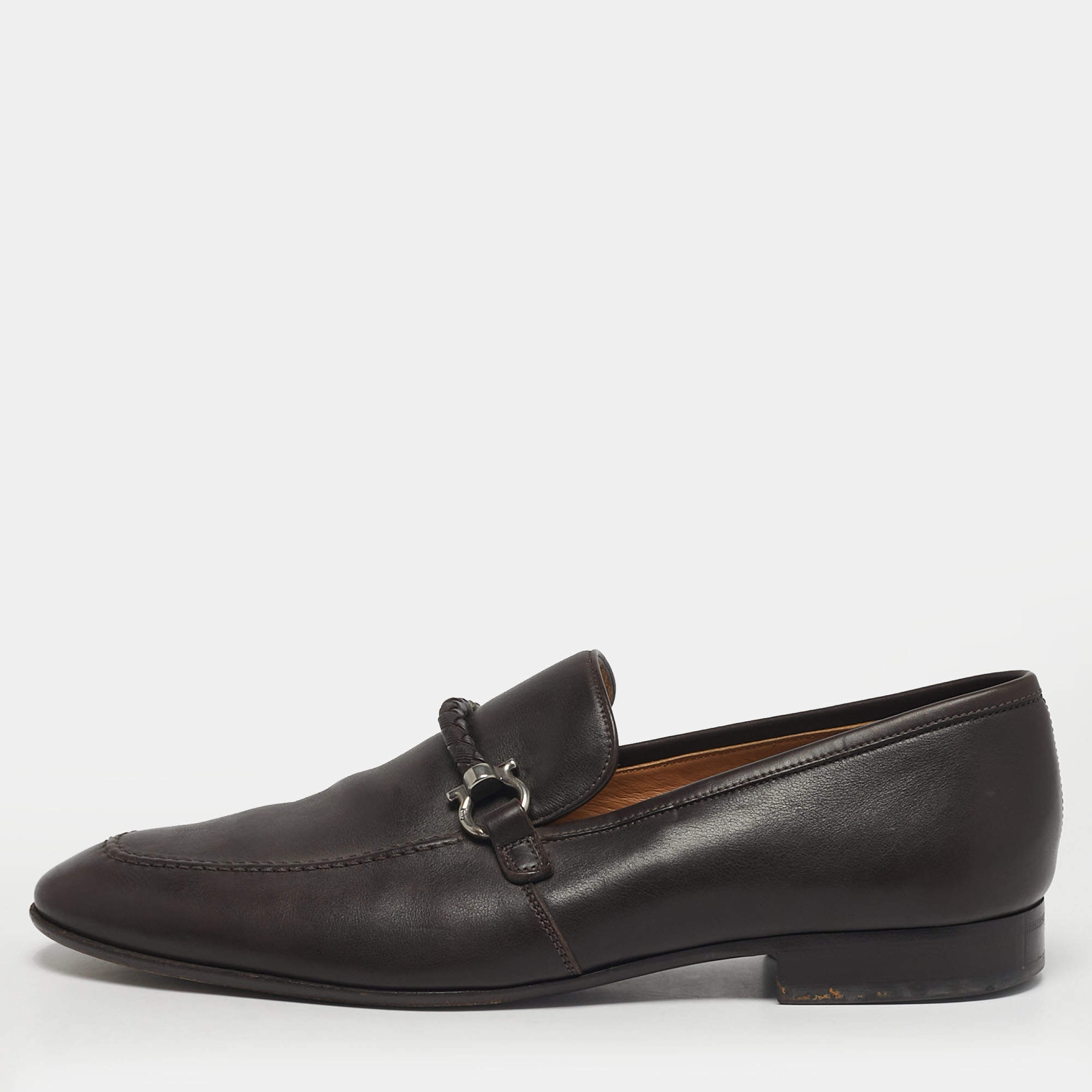 مملوكة مسبقًا Salvatore Ferragamo Gancini Size 42.5 Brown Leather Loafers
