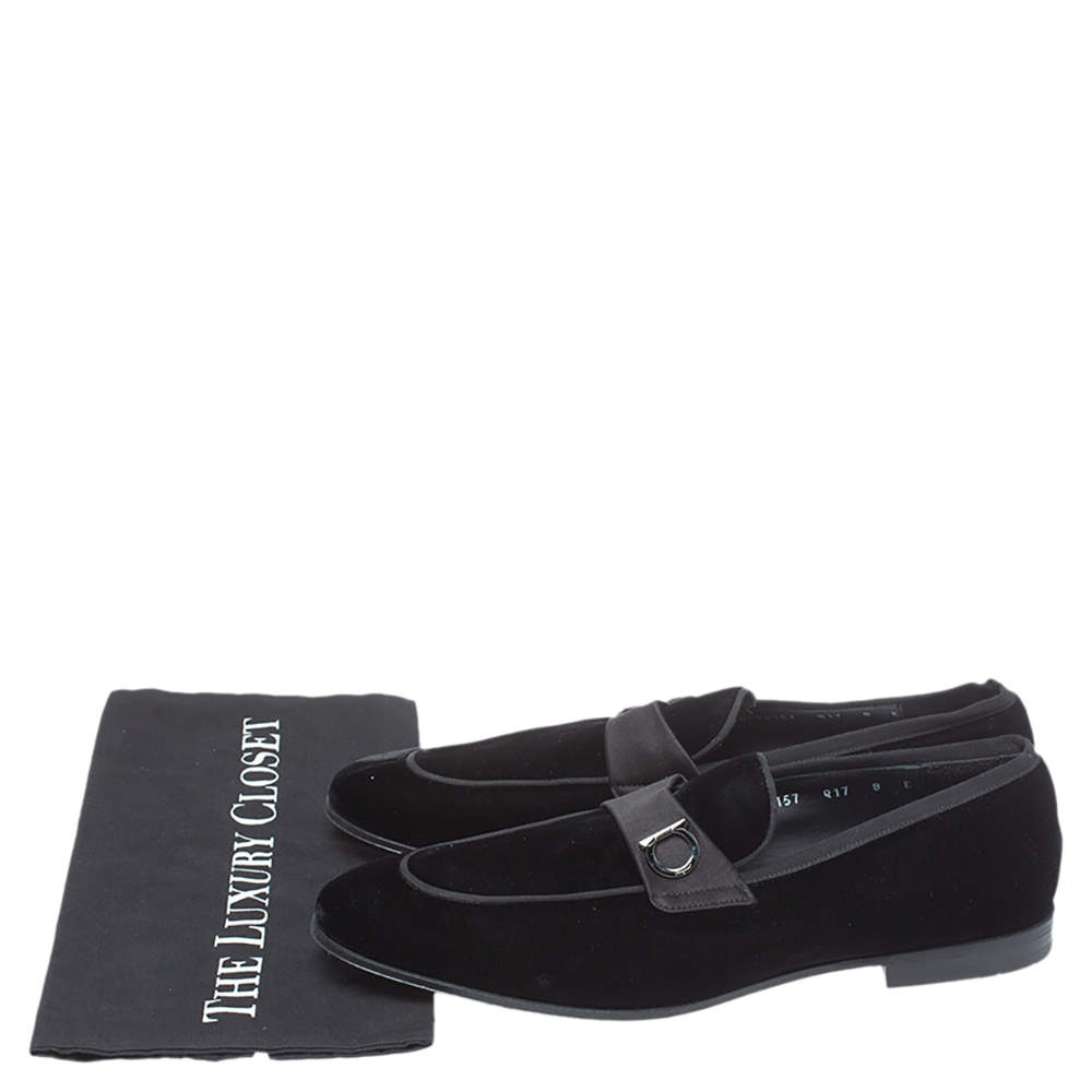 Salvatore Ferragamo Black Velvet Andrea Loafers Size 42 Salvatore Ferragamo Tlc Salvatore Ferragamo Black Velvet Andrea Loafers Size 42 Salvatore Ferragamo Tlc