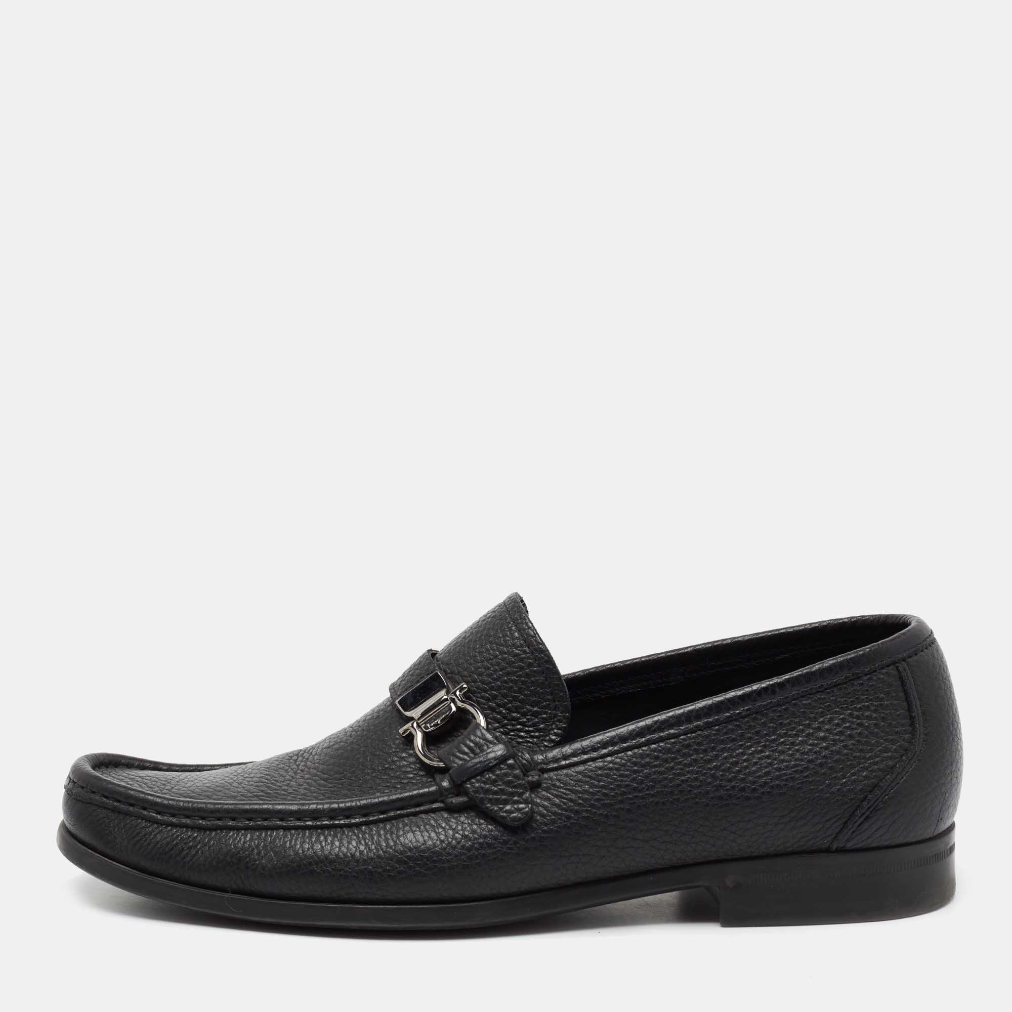مملوكة مسبقًا Salvatore Ferragamo Black Leather Adam Loafers Size 42.5