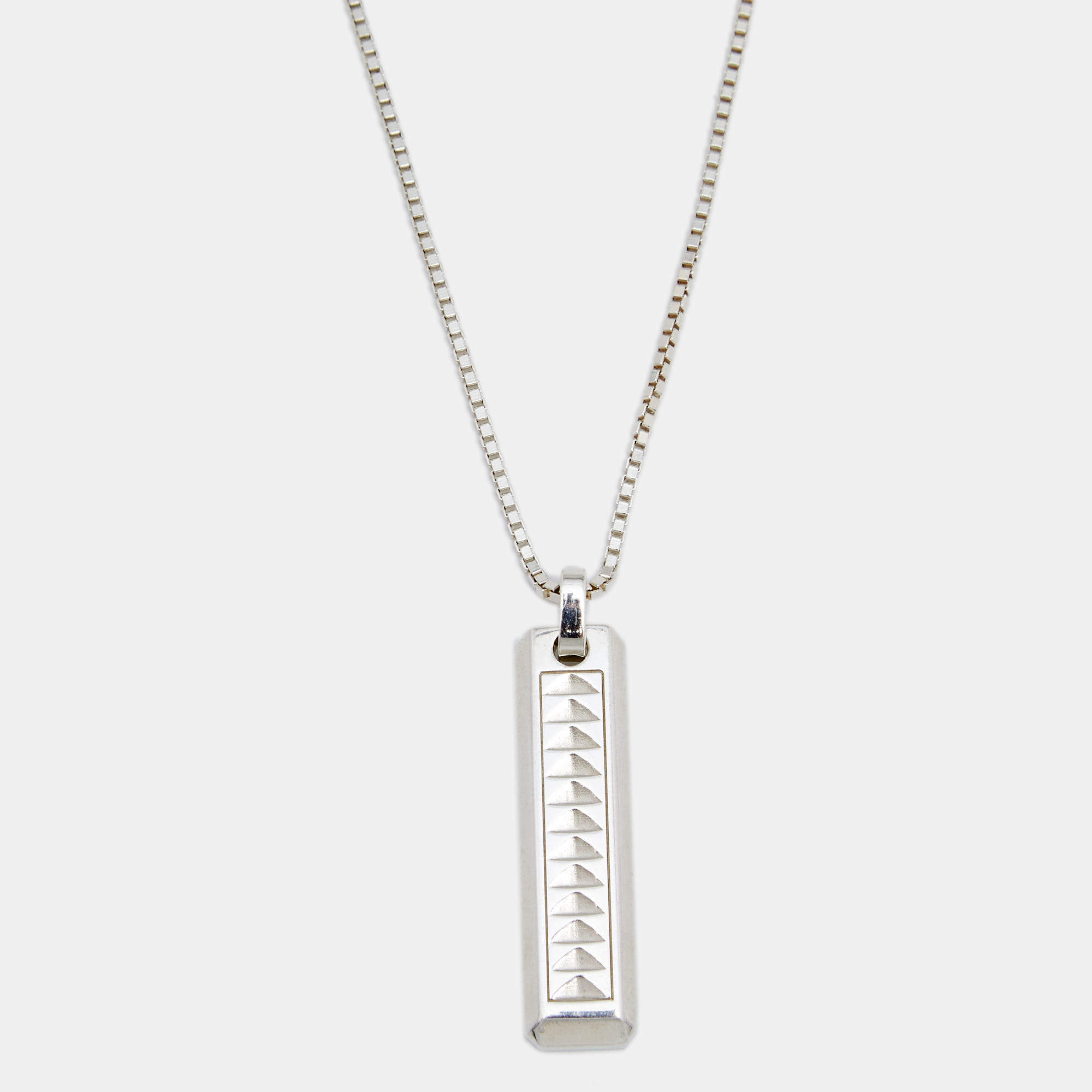Pre Owned Tiffany & Co. Paloma Picasso Caliper Silver Bar Tag Necklace