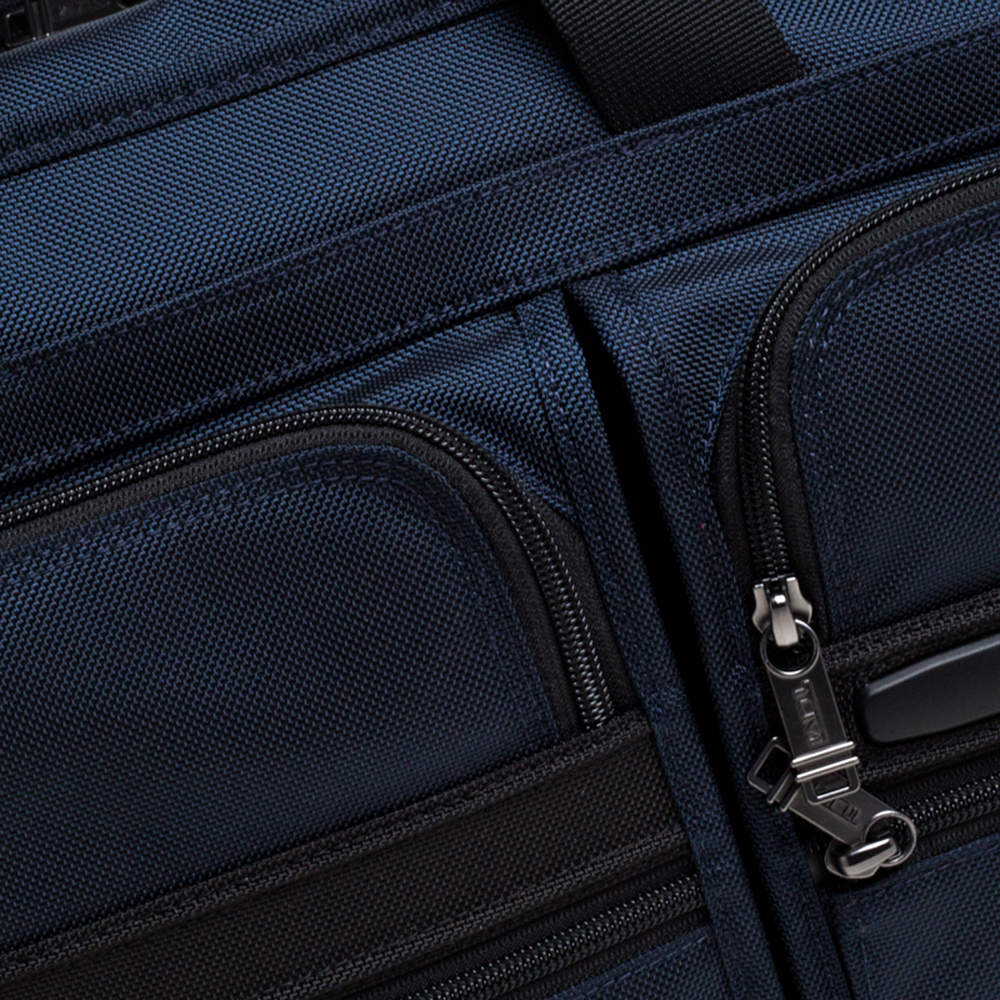 tumi three way