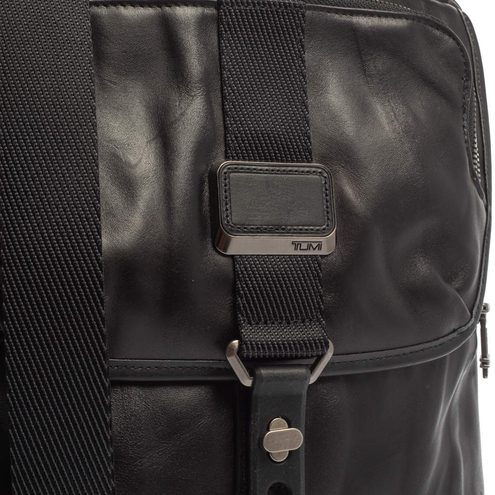 tumi bravo leather