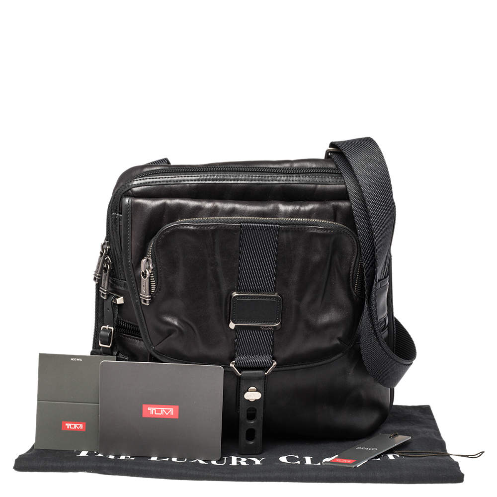 TUMI Black Leather Alpha Bravo Arnold Zip Expandable Messenger Bag TUMI