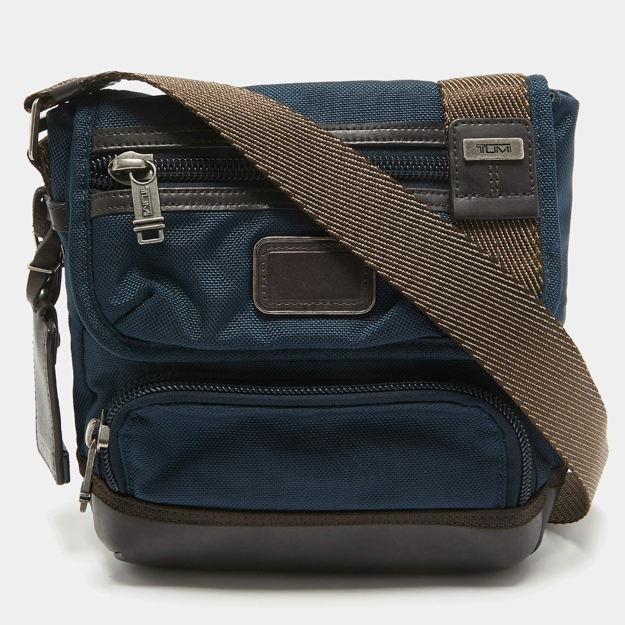 Tumi Messenger 0481981BTO 100% Nylon Multi-function hotsell Crossbody Navy