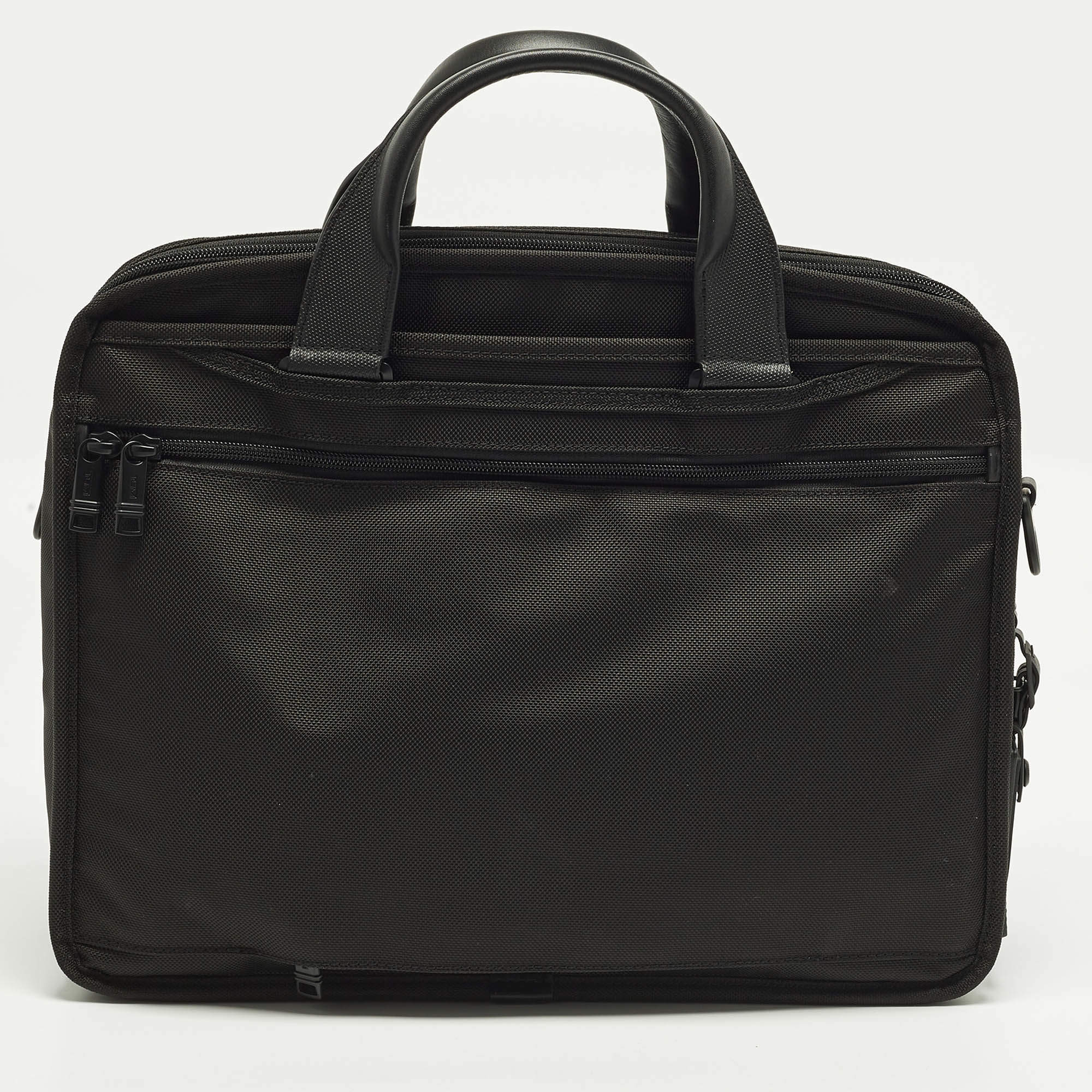 luxury-men-tumi-used-bags-