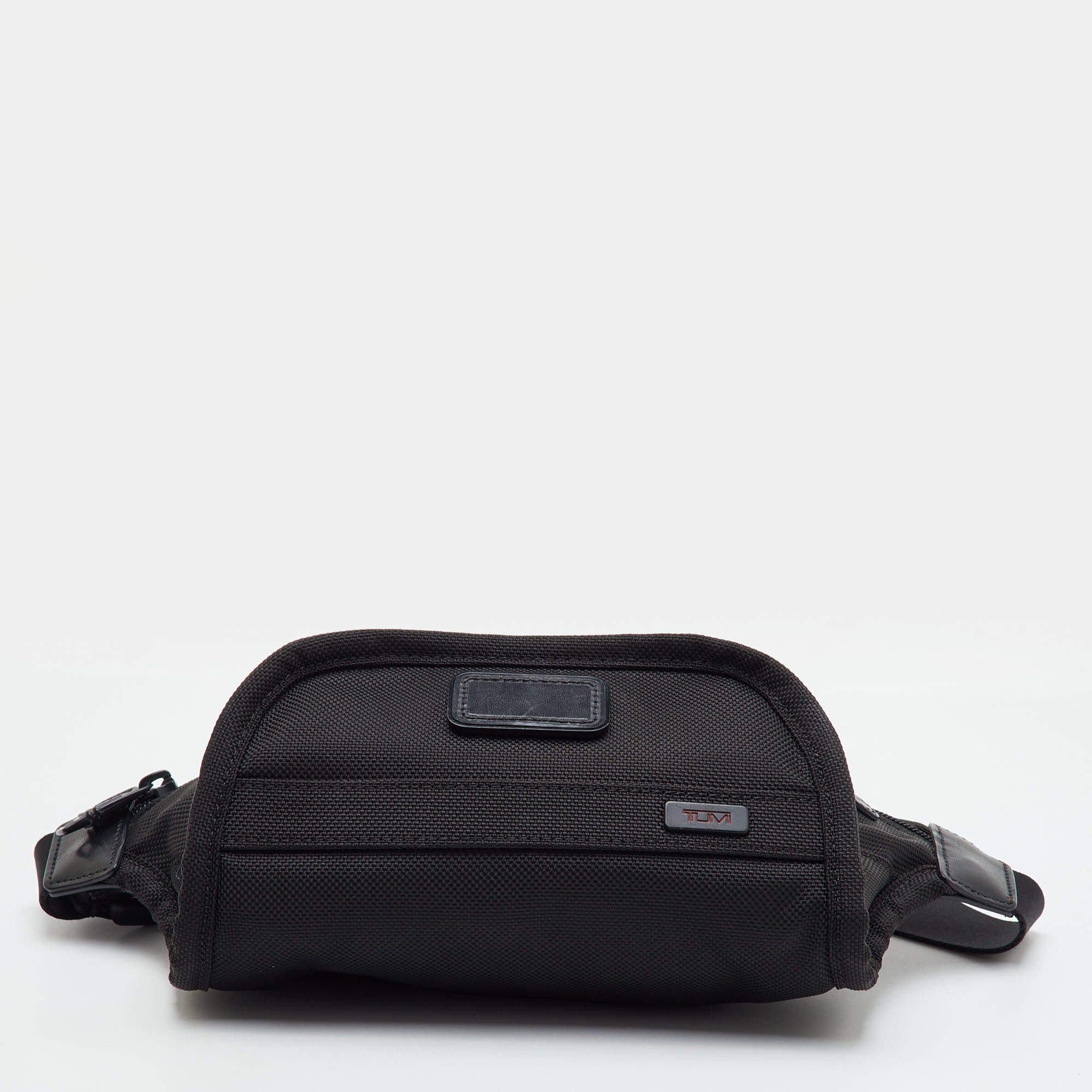 Tumi Alpha Bravo Columbus Utility Tumi Utility Pouch ?Tumi Alpha