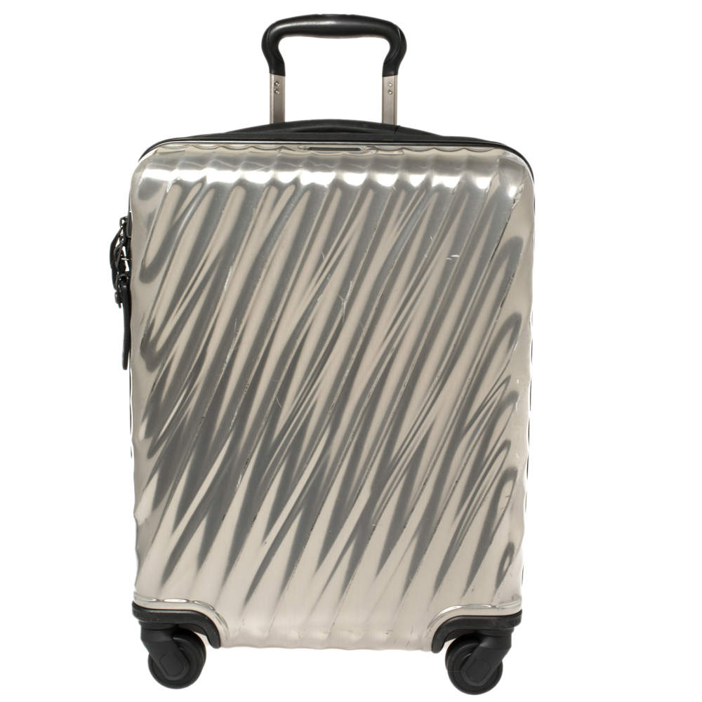 Pre Owned TUMI Sliver Polycarbonate 19 Degree International Carry On Luggage