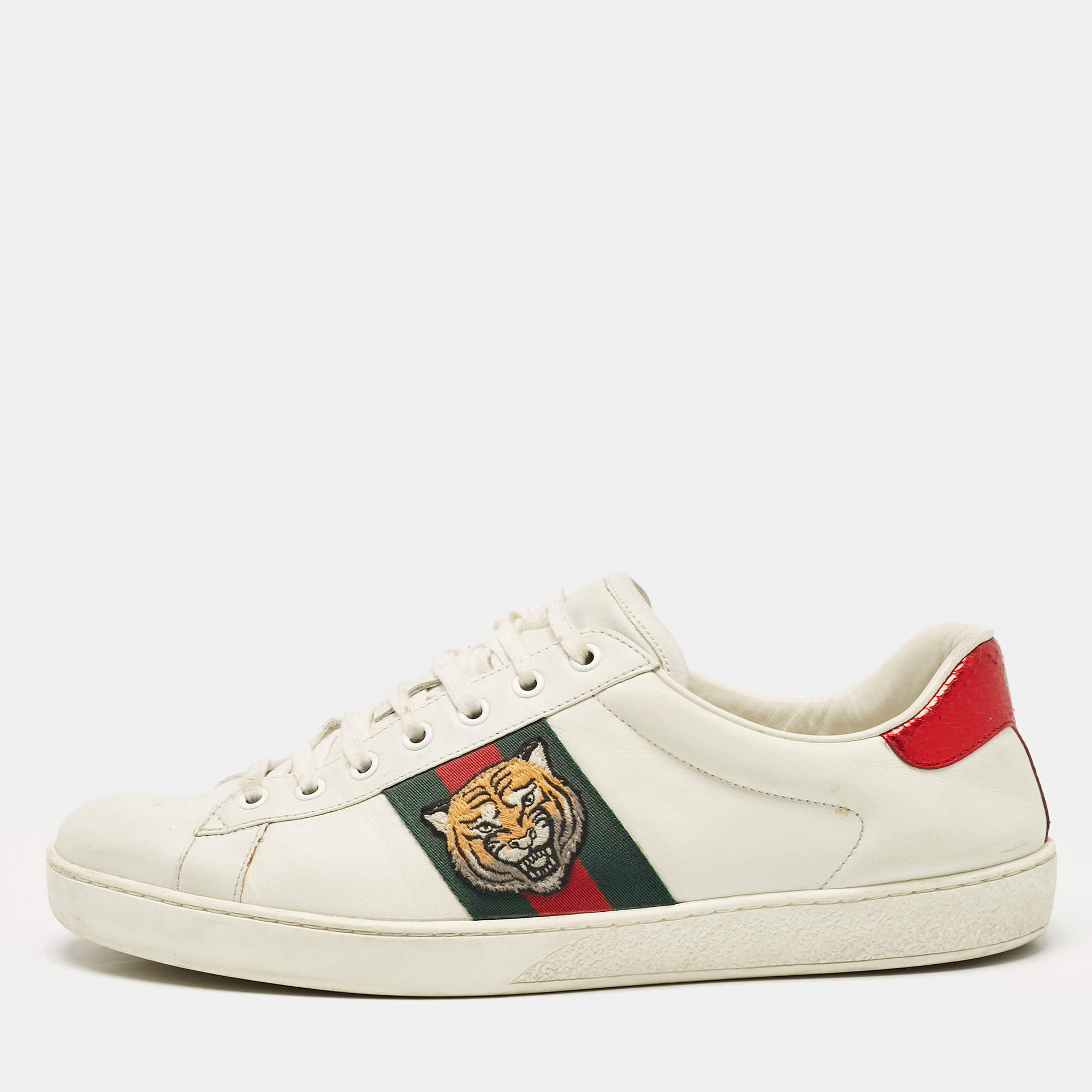 مملوكة مسبقًا Gucci White Leather Ace Embroidered Tiger Low Top Sneakers Size 44