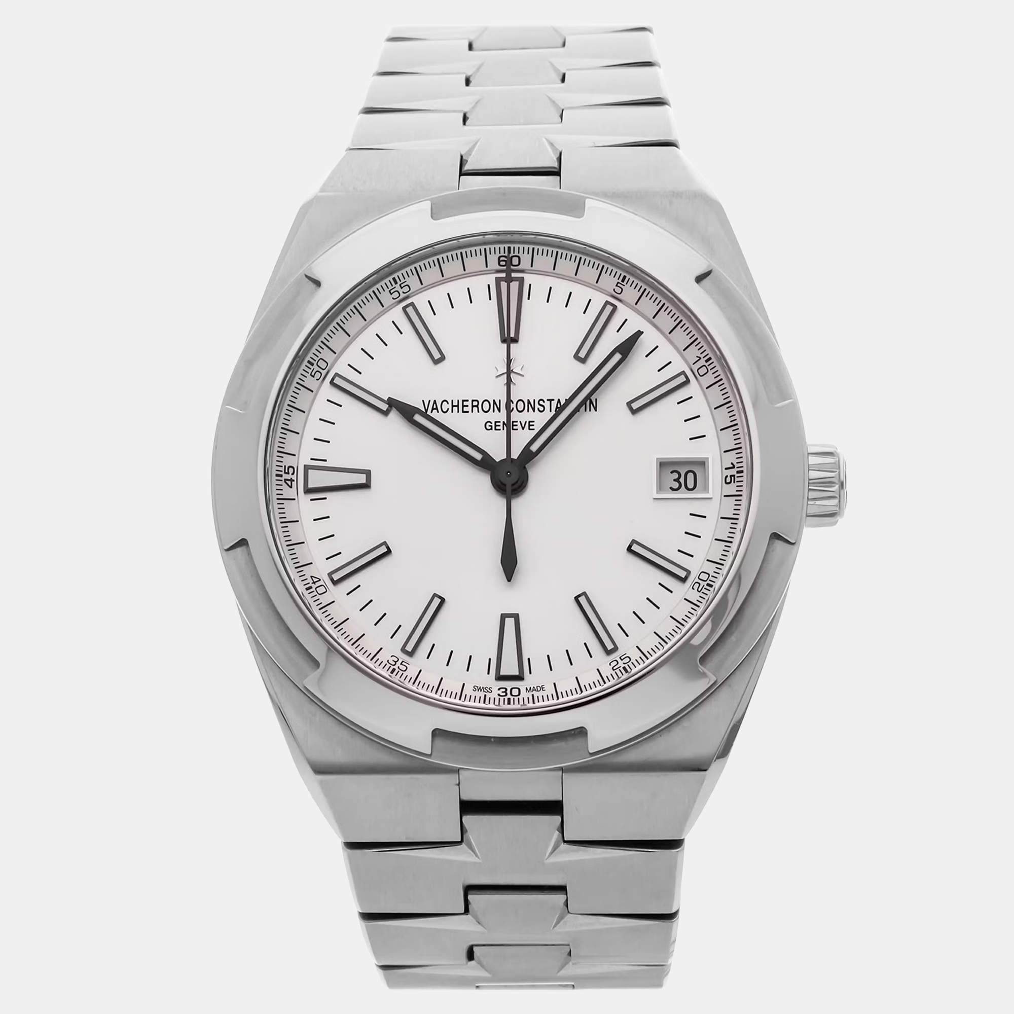 Pre Owned Pre-Owned Vacheron Constantin Overseas 4500V/110A-B126  Silver Automatic Stainless Steel Men's Wristwatch 41 mm