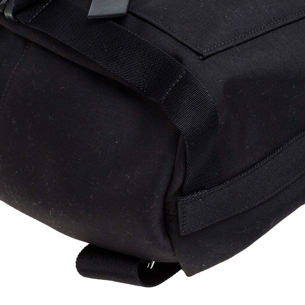 Shop VALENTINO VLTN Vltn Nylon Backpack (VY2B0993FXXCD4) by CARIOCCO