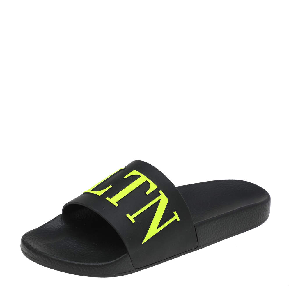 Pre Owned Valentino Black/Green Rubber VLTN Pool Flat Slides Size 43