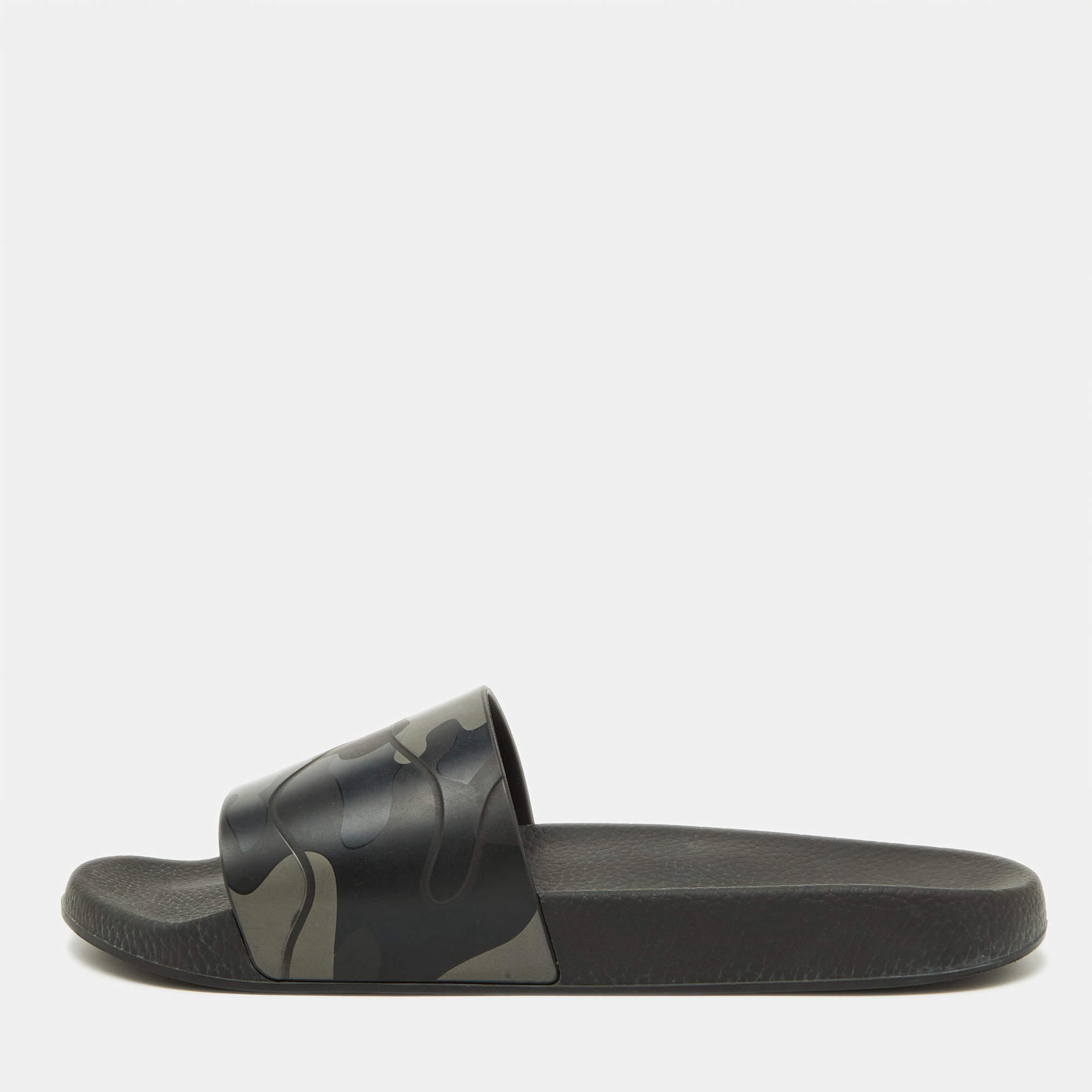 Valentino Black Camo Print Rubber Flat Pool Slides Size 45