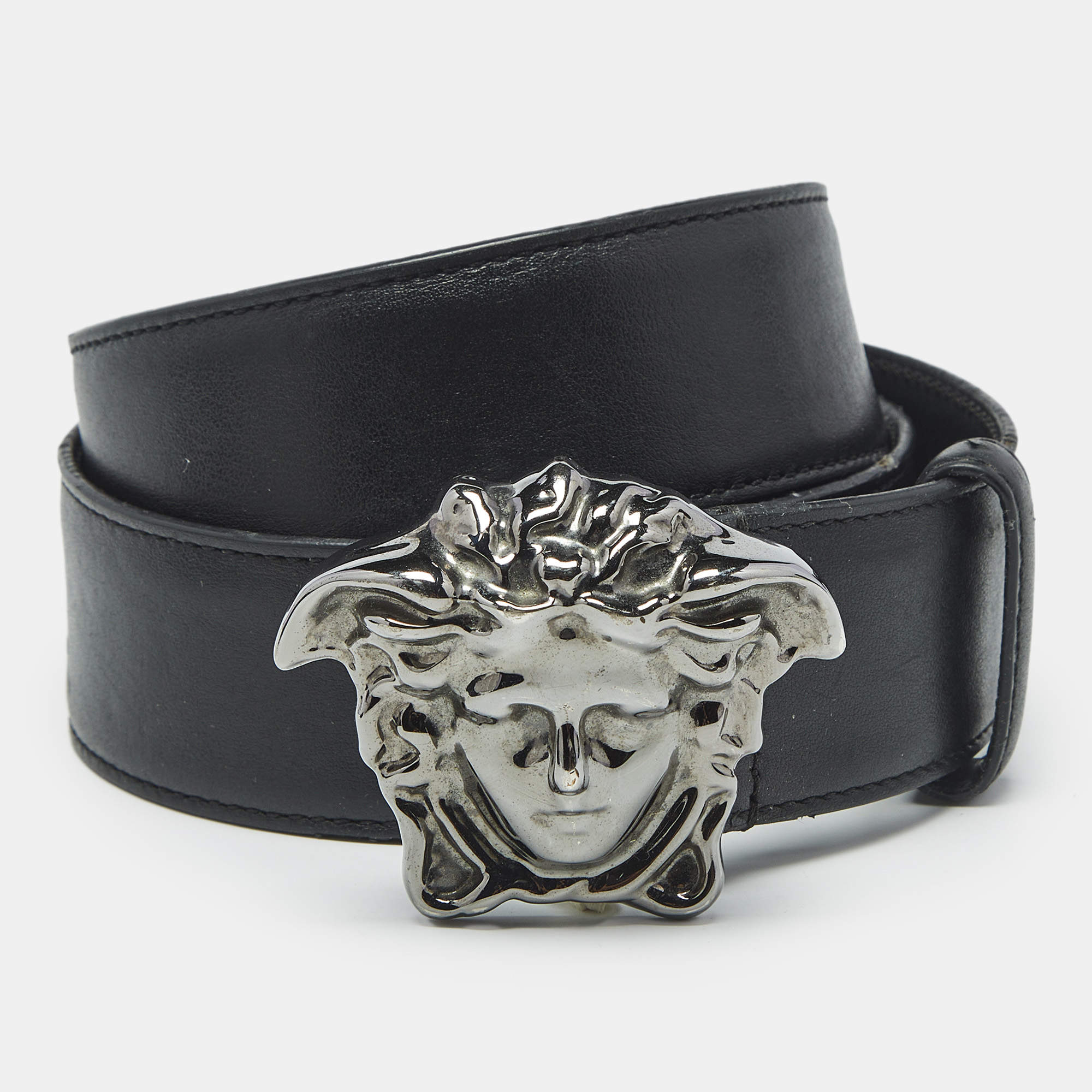 Pre Owned Versace Black Leather La Medusa Buckle Belt 105 CM