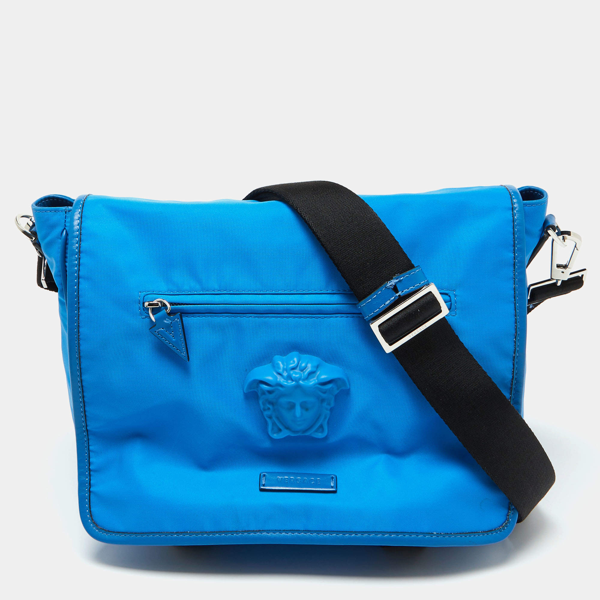 VERSACE★素敵!Blue Nylon LA MEDUSA LOGO Messenger Bag Versace Blue Nylon La Medusa Flap Messenger Bag Versace | TLC