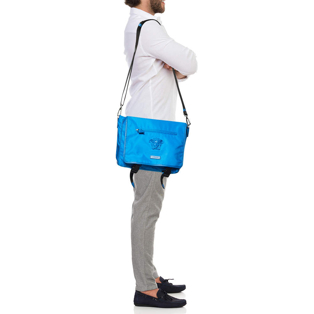 VERSACE★素敵！Blue Nylon LA MEDUSA LOGO Messenger Bag Versace Blue Nylon La Medusa Flap Messenger Bag | eBay