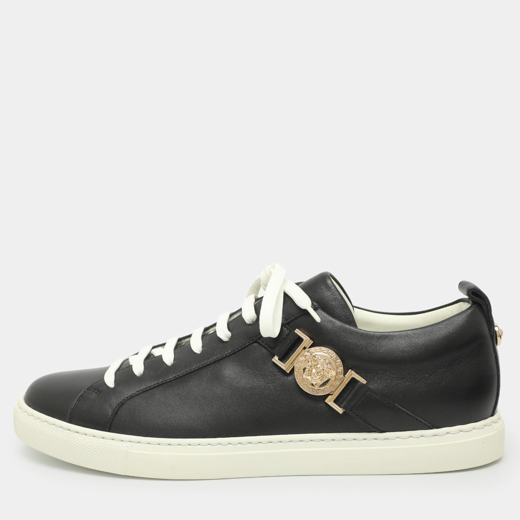 Pre Owned Versace Medusa Size 41 Black Leather Low Top Sneakers