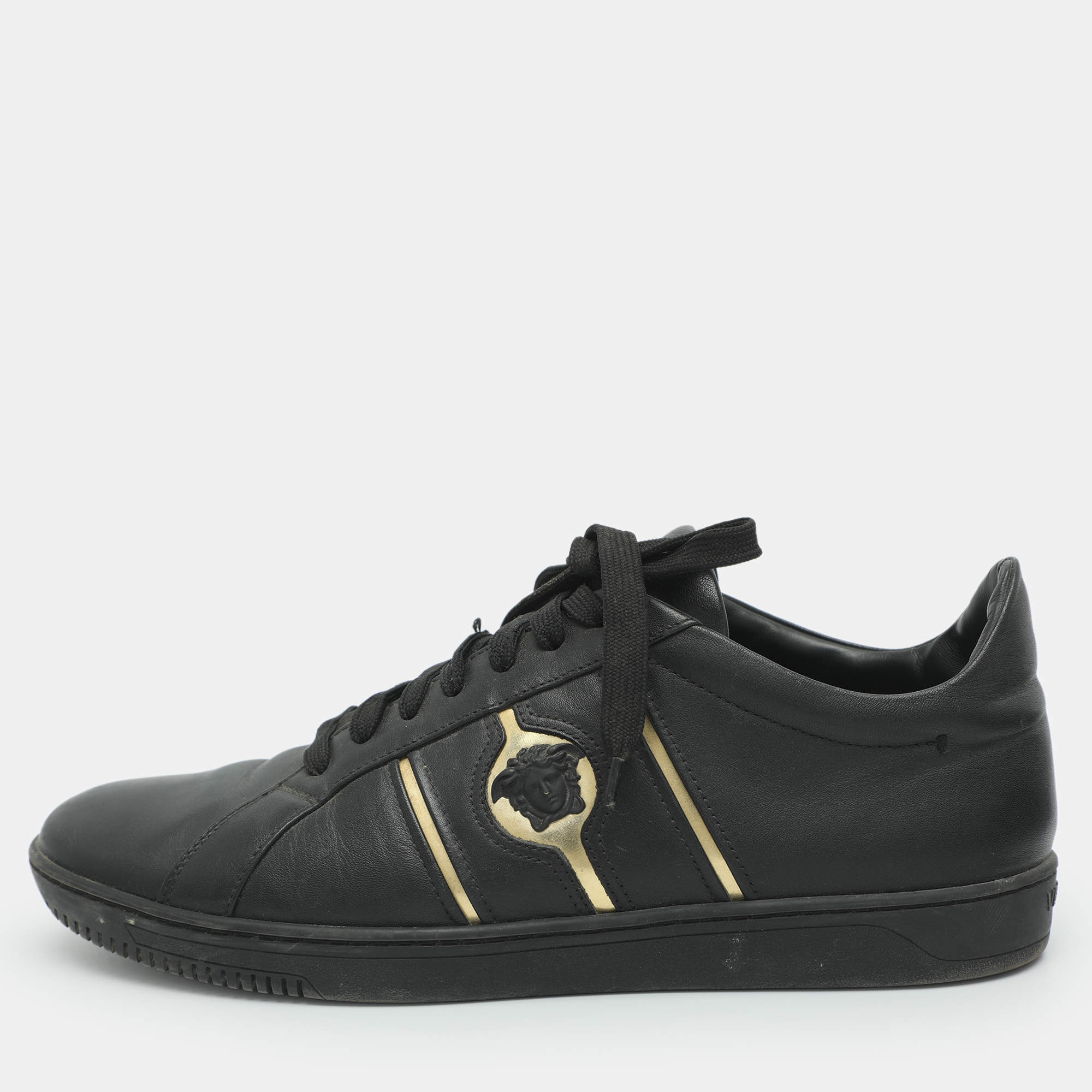 Pre Owned Versace Medusa Size 42 Black Leather Low Top Sneakers