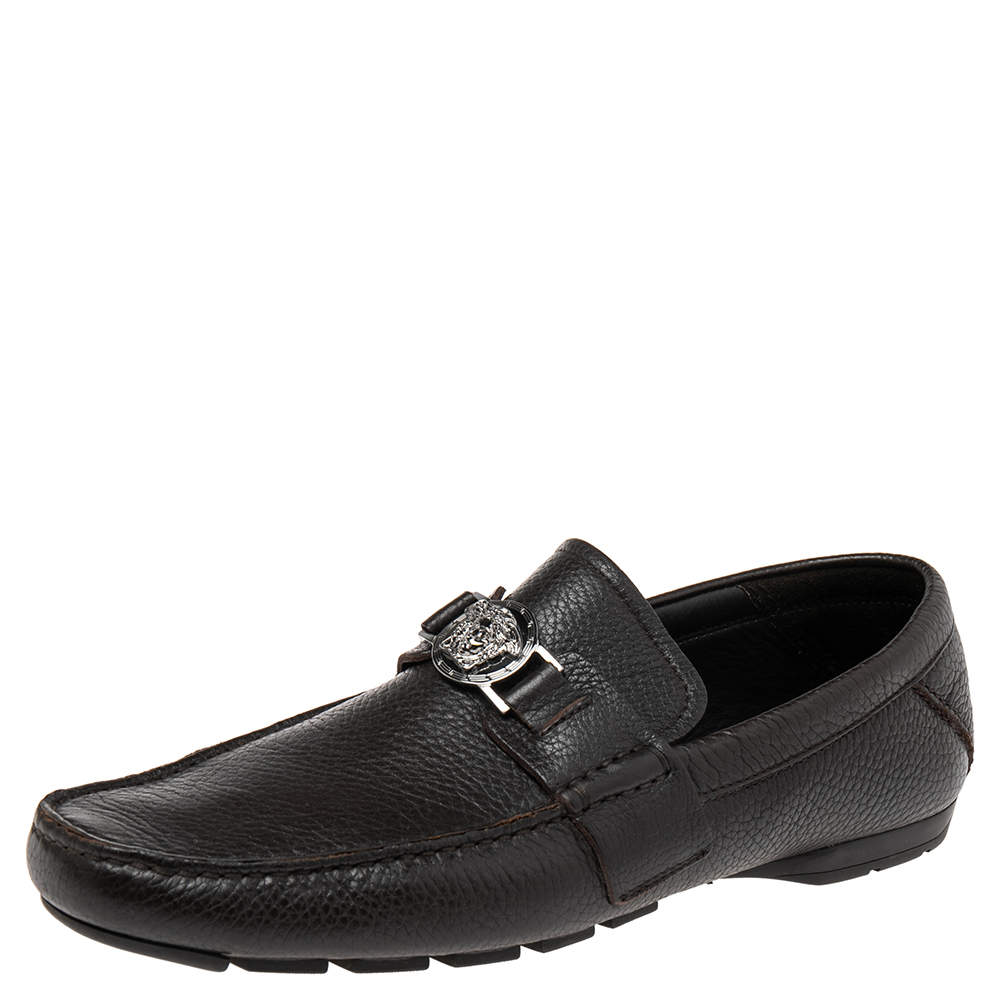 مملوكة مسبقًا Versace Dark Brown Leather Medusa Embellished Slip On Loafers 41.5
