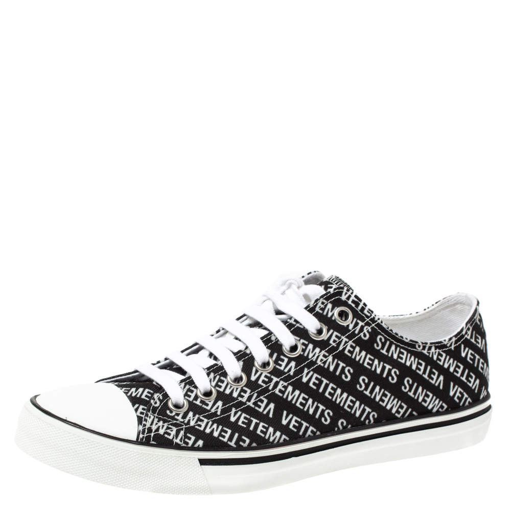 Vetements Black/White Logo Print Canvas Low Top Sneakers Size 42