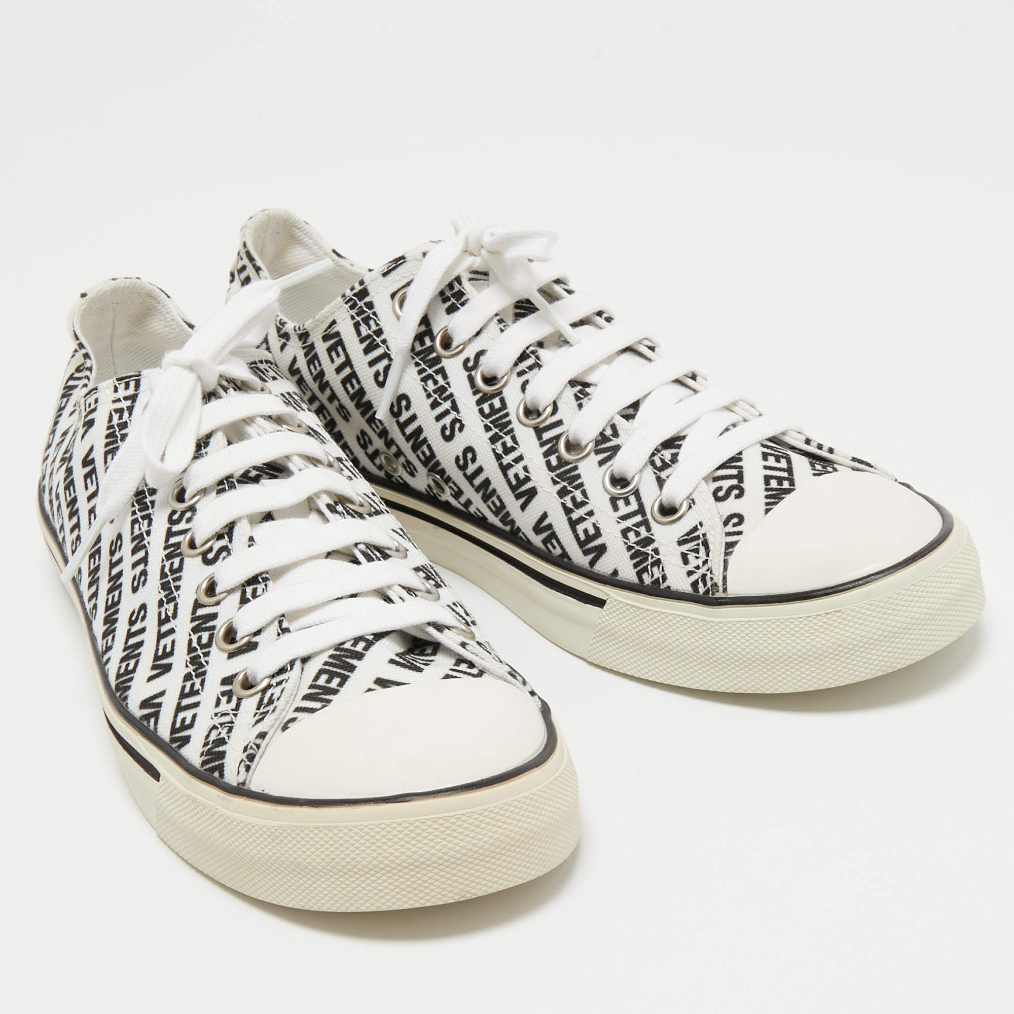 完売品】希少 VETEMENTS printed canvas sneaker www.innoviafilms.com