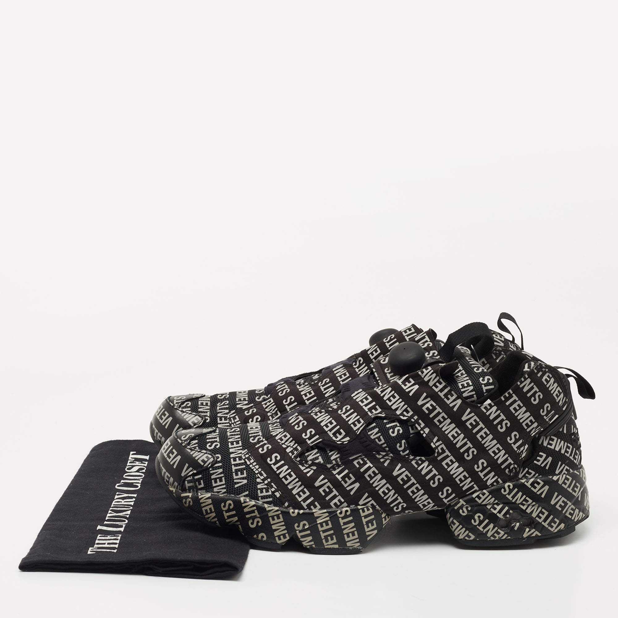 Alperne skrive hø Vetements x Reebok Black/White Nylon And Fabric Instapump Fury Sneakers  Size 42.5 Vetements | TLC