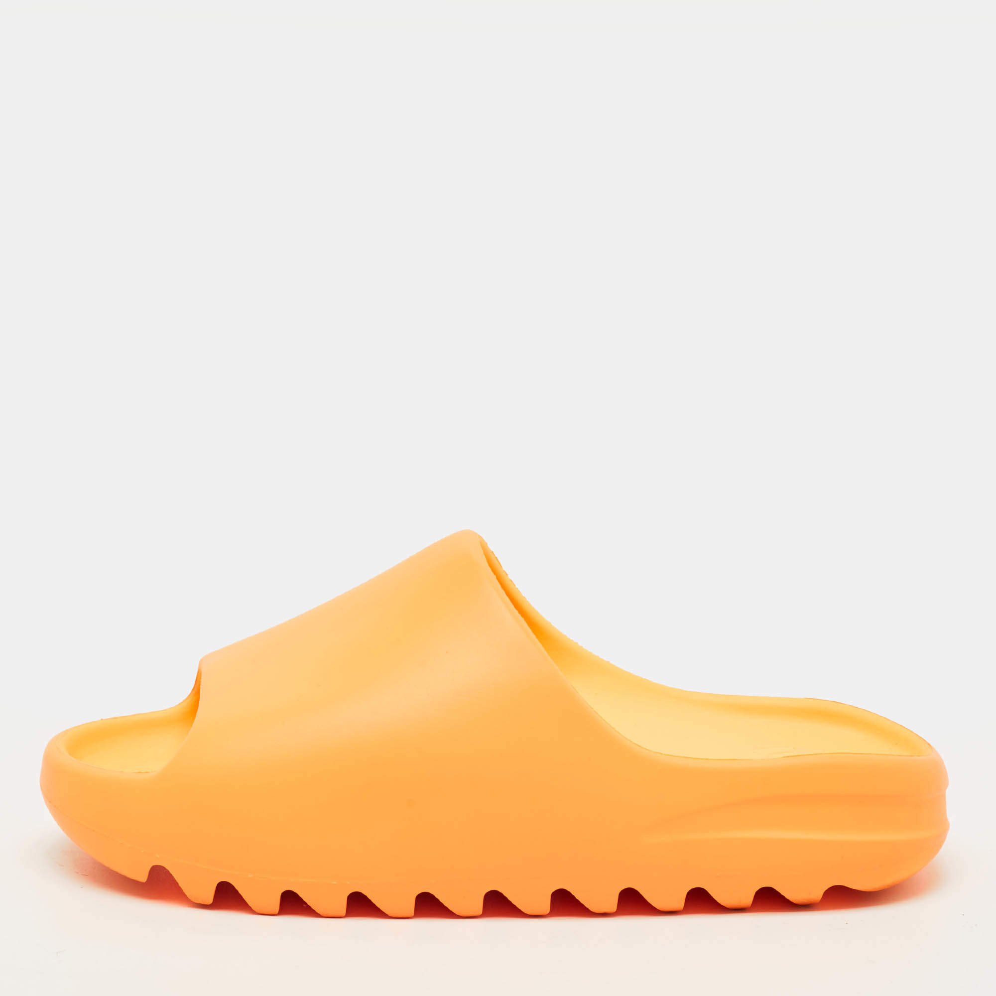 مملوكة مسبقًا Yeezy x Adidas Size 42 Orange Enfora Rubber Pool Slide