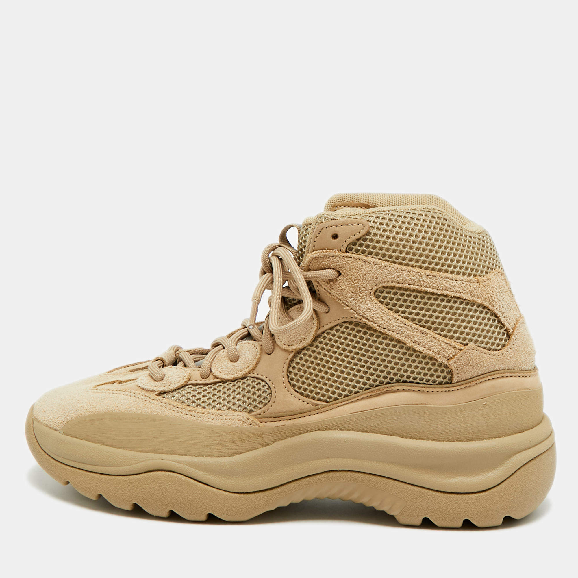 مملوكة مسبقًا Yeezy x Adidas Size 44.5 Brown Mesh and Suede Desert Boots