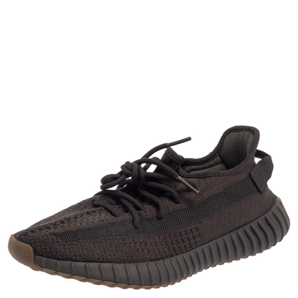 مملوكة مسبقًا حذاء رياضي ييزي x أديداس تريكو أسود بوست 350 V2 سيندر مقاس 42 2/3